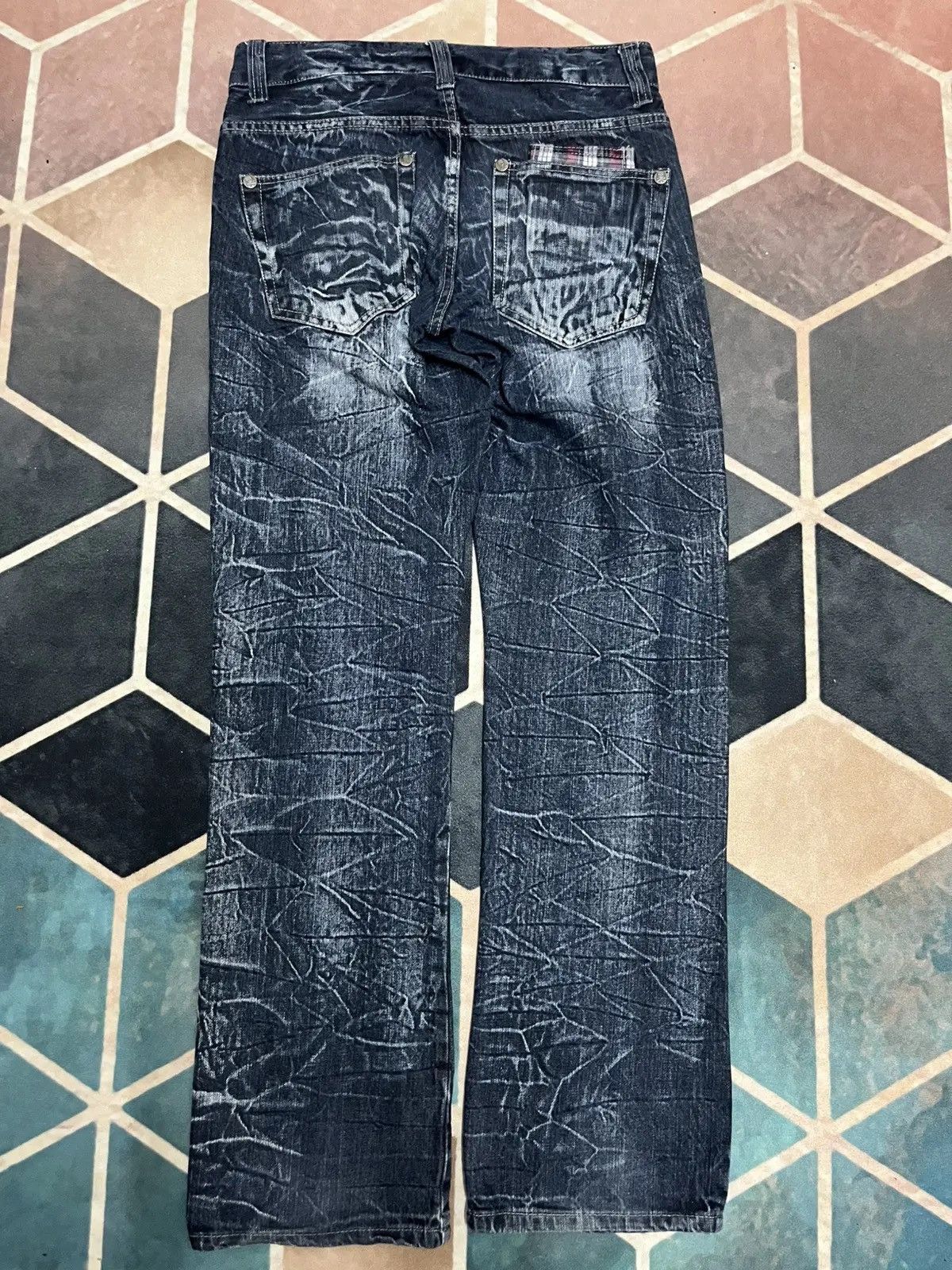 Japanese Brand Skullbones Japanese Brand Crazy Faded Jeans Size US 31 - 12 Thumbnail