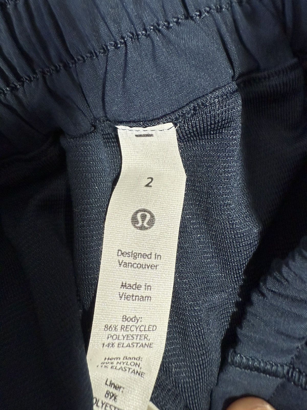 Lululemon Lululemon Woman Navy Shorts Size 26" / US 2 / IT 38 - 4 Thumbnail