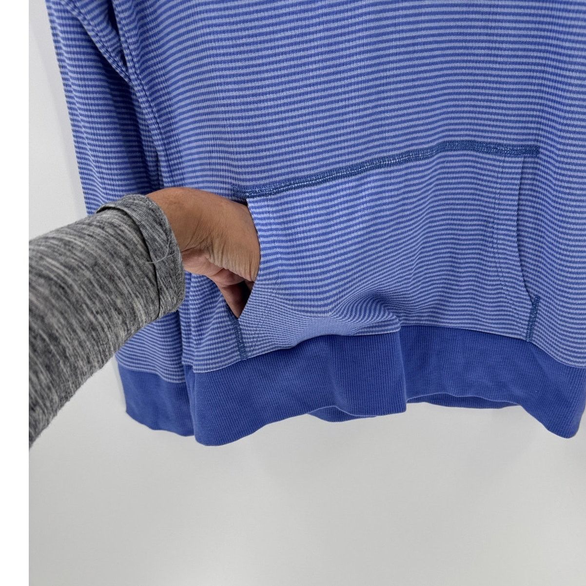 Kuhl KUHL Women's Stria Pullover Hoody blue striped color sz XS Size XS / US 0-2 / IT 36-38 - 5 Thumbnail