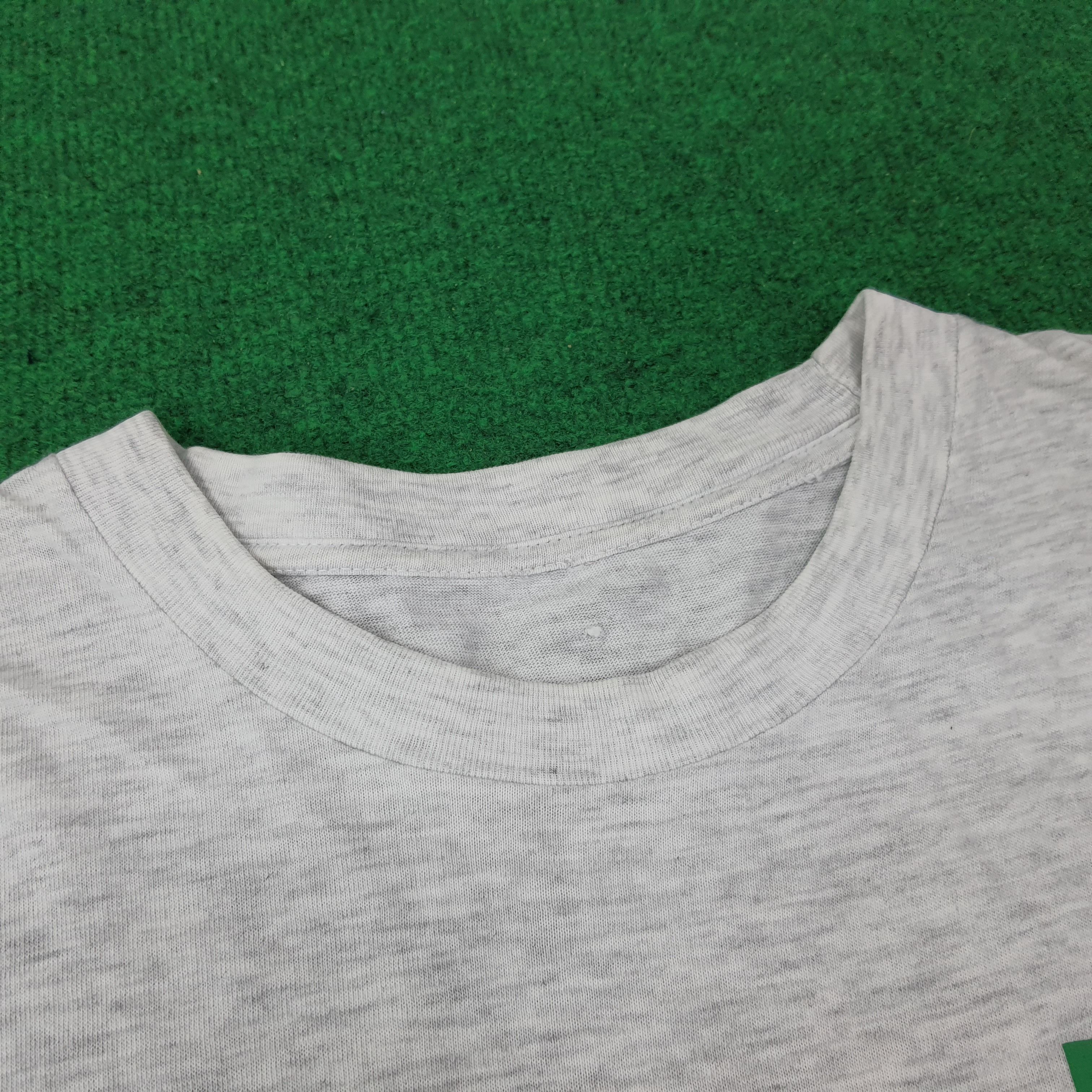 Vintage Vintage Castrol Racing Motorsports Tshirt C223N70 Size US L / EU 52-54 / 3 - 5 Thumbnail
