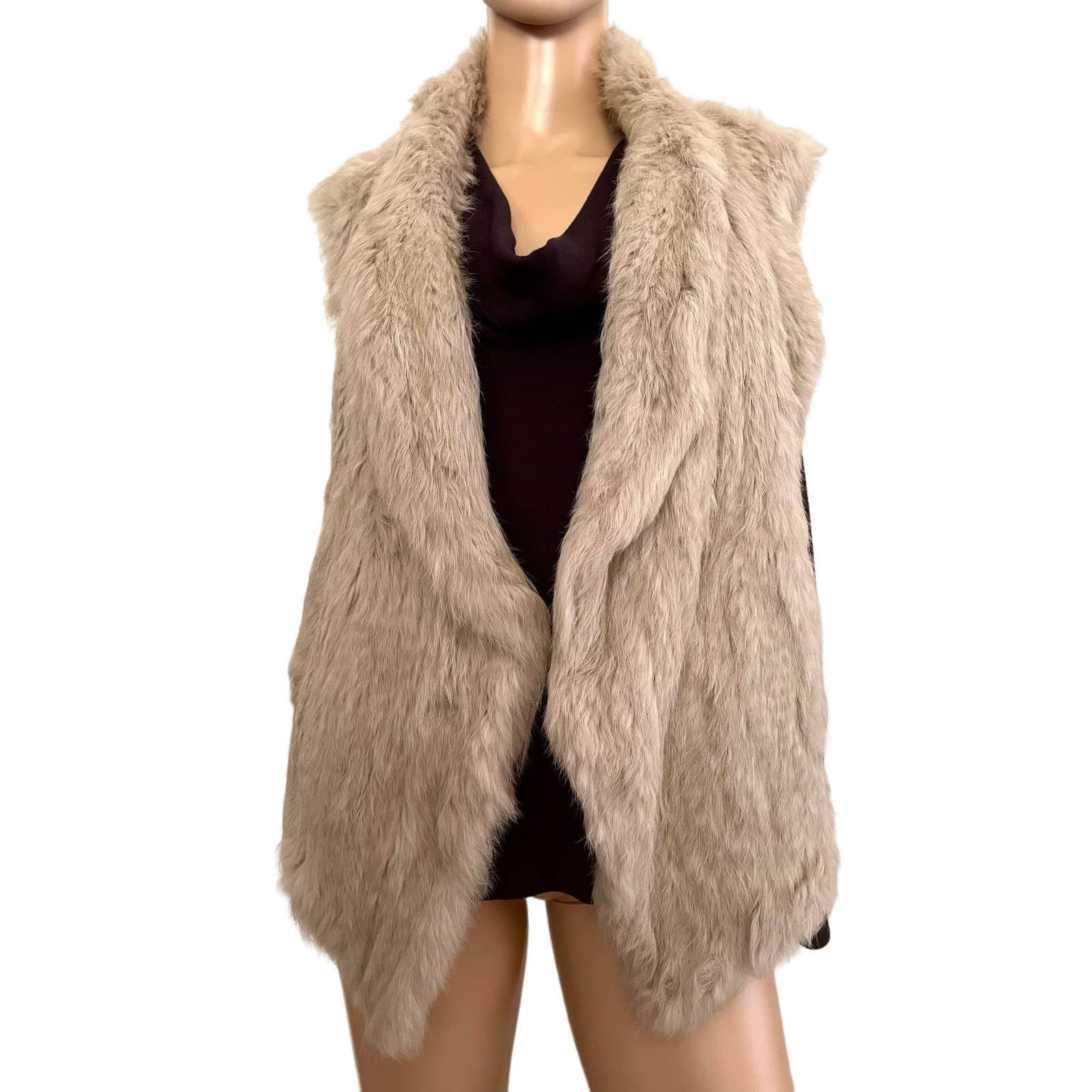 image of Sixth June Paris June Women’S Real Rabbit Soft Fur Sleeveless Vest Size L in Cream, Women's
