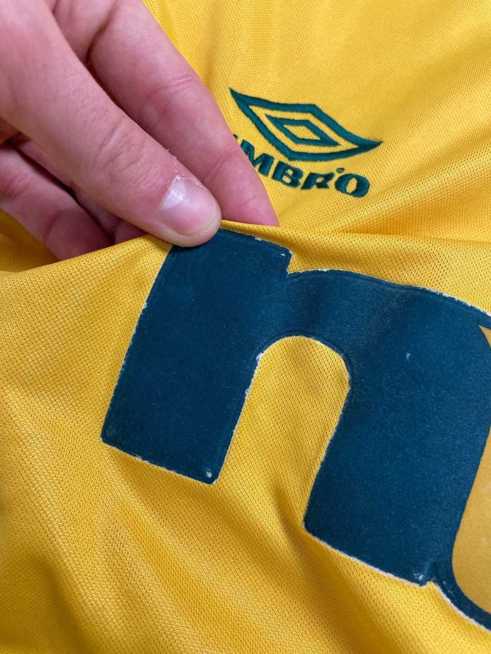 Umbro Vintage Umbro Celtic 2000 2002 Away Football Shirt Jersey Size US XL / EU 56 / 4 - 10 Thumbnail