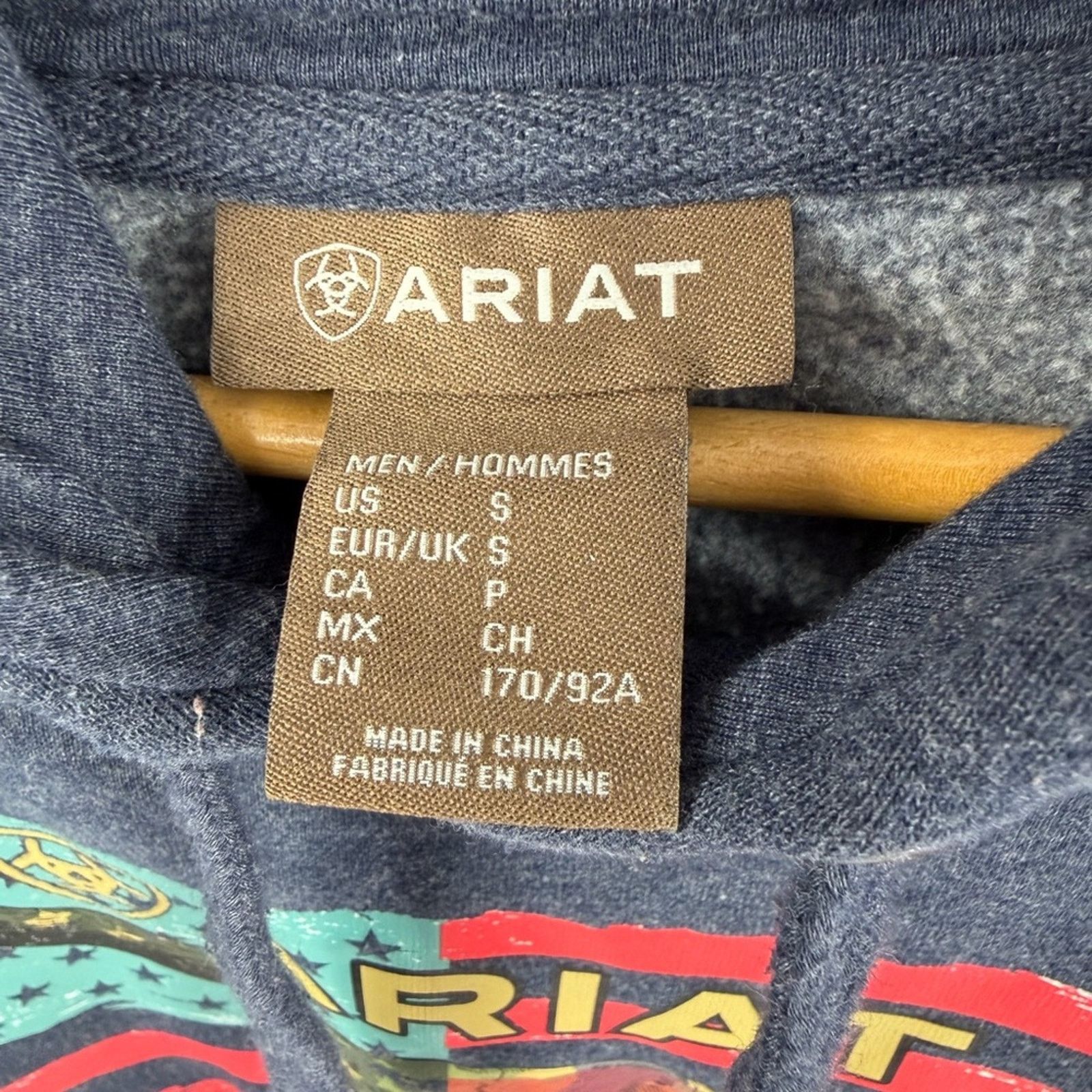 Ariat Ariat men’s navy American steer graphic sweatshirt size S Size US S / EU 44-46 / 1 - 2 Thumbnail