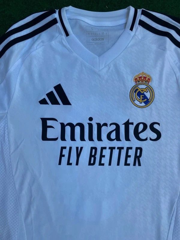 Adidas Adidas Real Madrid Mbappe long sleeve t-shirt size S Size US S / EU 44-46 / 1 - 3 Thumbnail