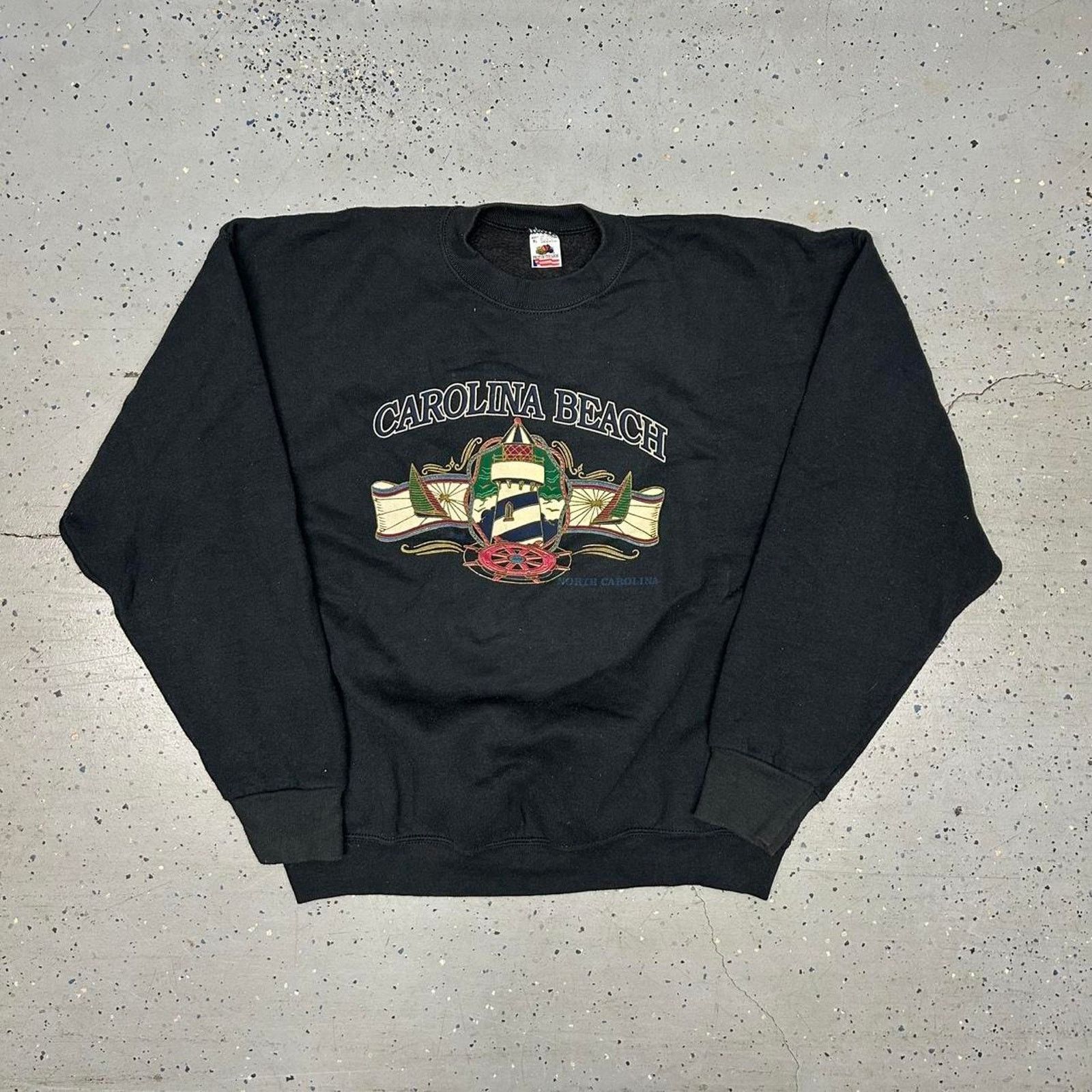 Fruit Of The Loom VTG 90s black crewneck sweatshirt with Carolina Beach Size US XL / EU 56 / 4 - 1 Thumbnail