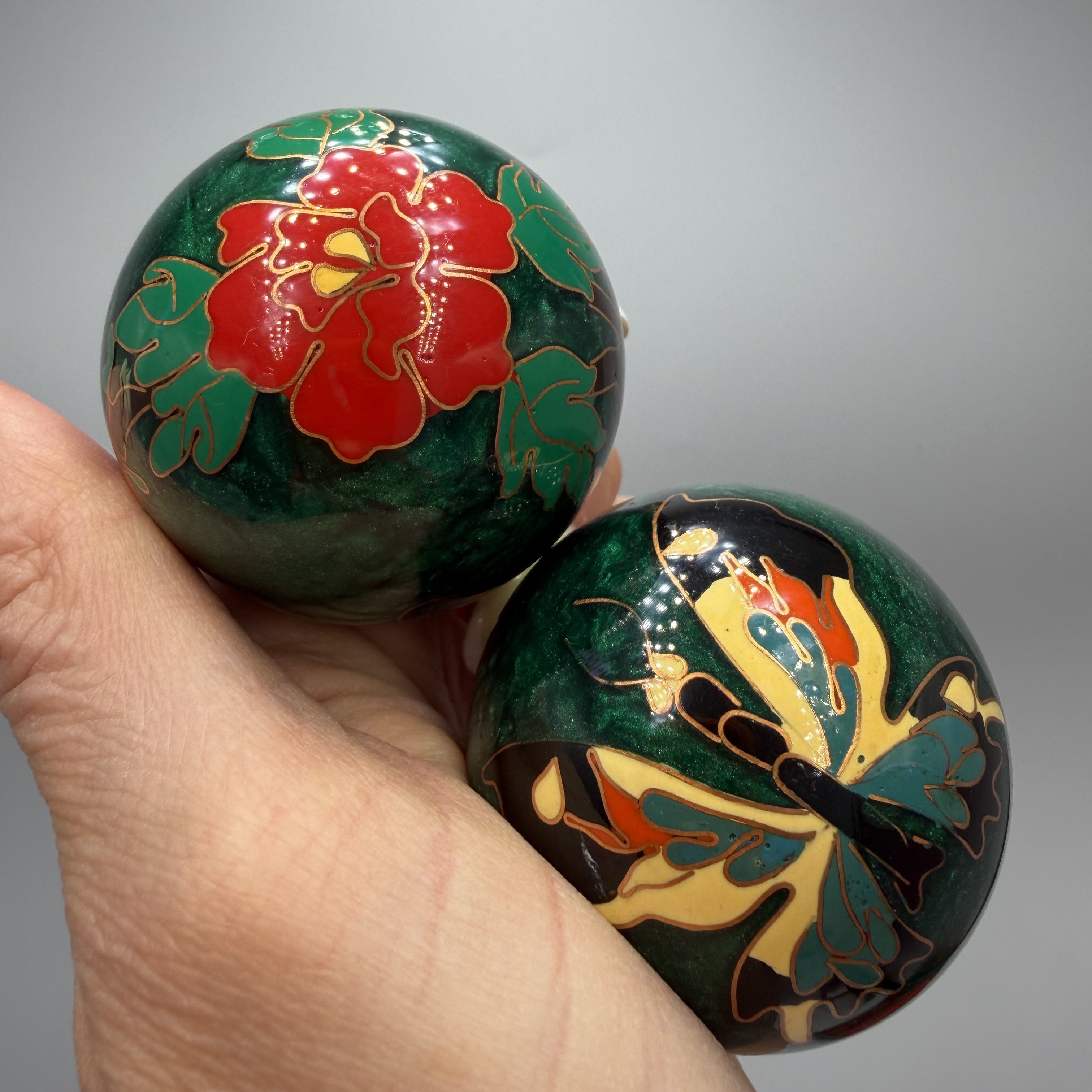 Vintage Vintage Chinese Baoding Balls Butterfly Flower Enamel Size ONE SIZE - 4 Thumbnail