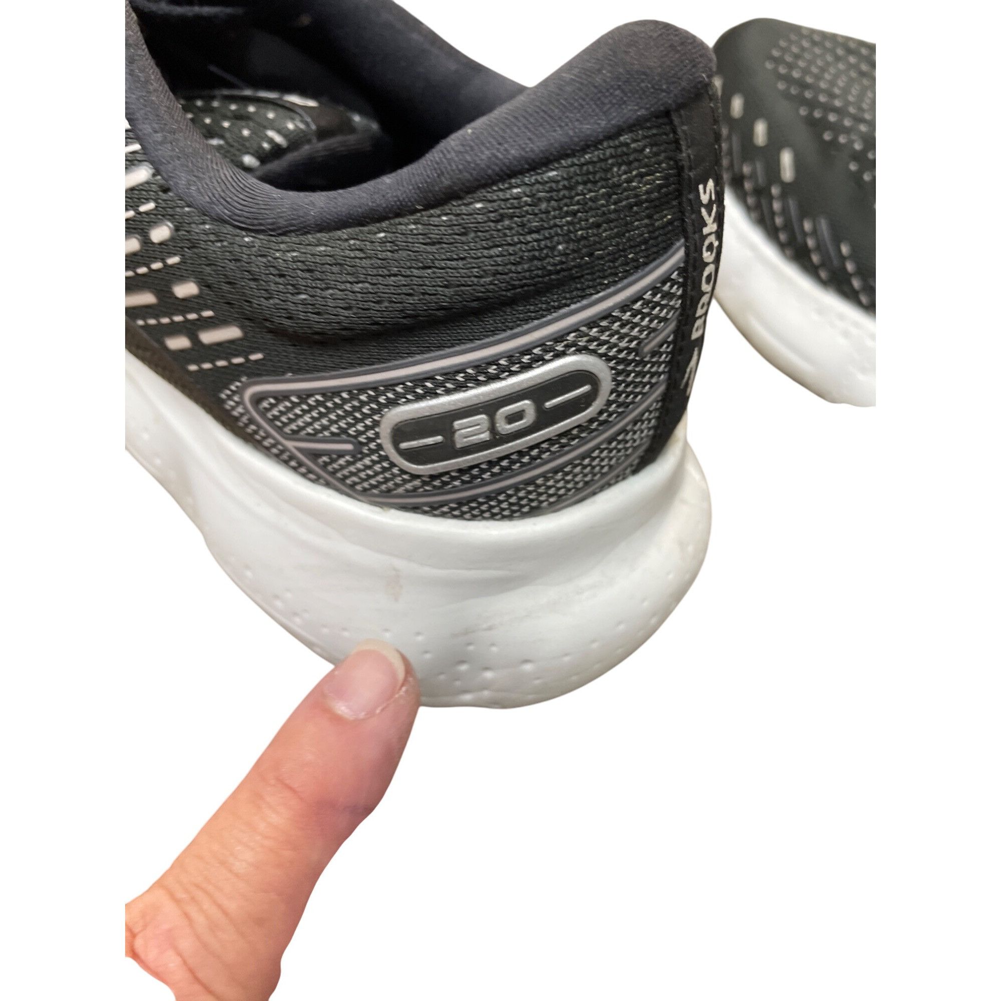 Brooks Brooks Glycerin 20 Womans Black White Running Shoes sneakers Size US 11 / IT 41 - 18 Thumbnail