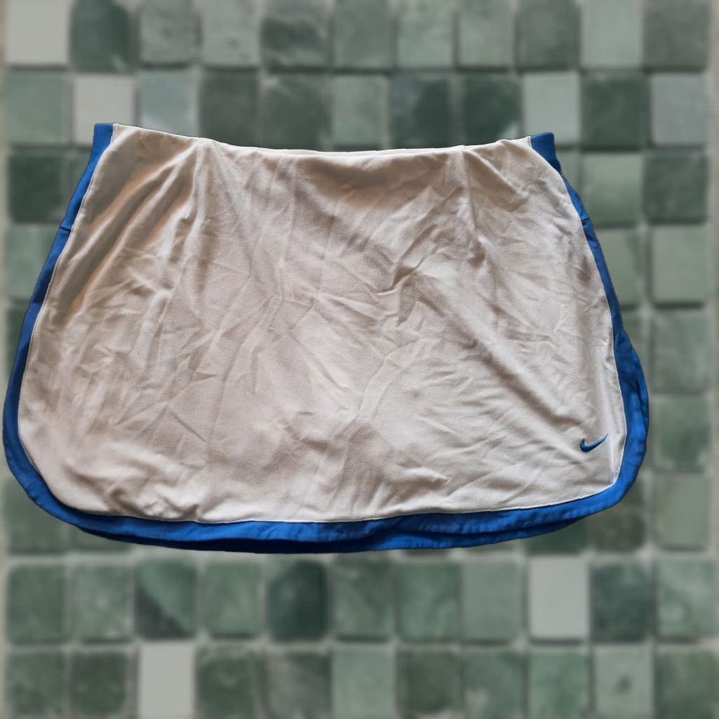 Nike Nike Running Golf Tennis Skirt Skort Size Large L 12-14 White & Blue Ladies Athletic Activewear Women's Nike Skirt Skort Size 36" / US 14 / IT 50 - 1 Thumbnail
