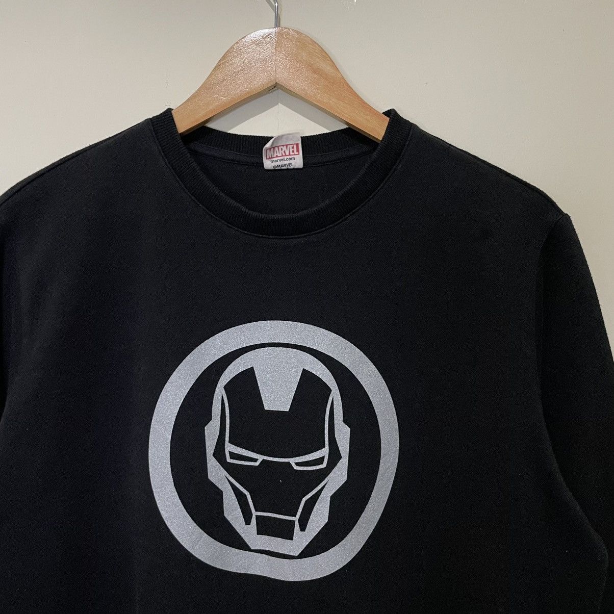 Marvel Comics Marvel Iron Man sweatshirt graphic mask logo on the chest Size US L / EU 52-54 / 3 - 2 Thumbnail