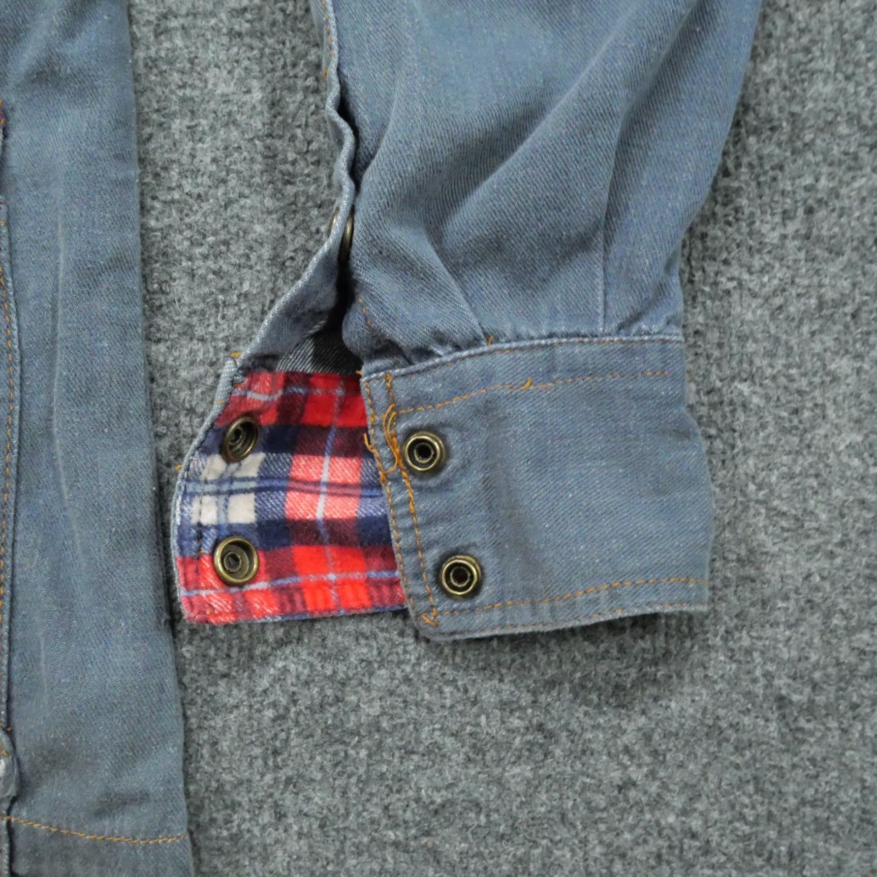 CO VINTAGE Valley Co Jean Jacket Womens L Blue Denim Hooded Plaid 80s Size 36" / US 14 / IT 50 - 2 Thumbnail