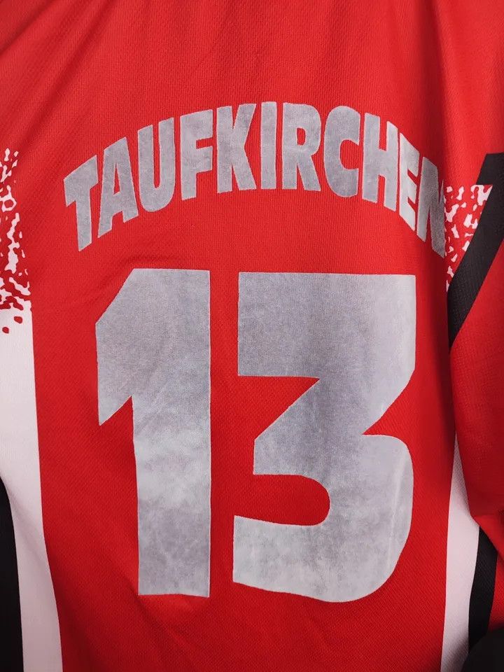 Vintage Rare Vintage Spvgg Unterhaching # Taufkirchen FOOTBALL Size US XL / EU 56 / 4 - 5 Thumbnail