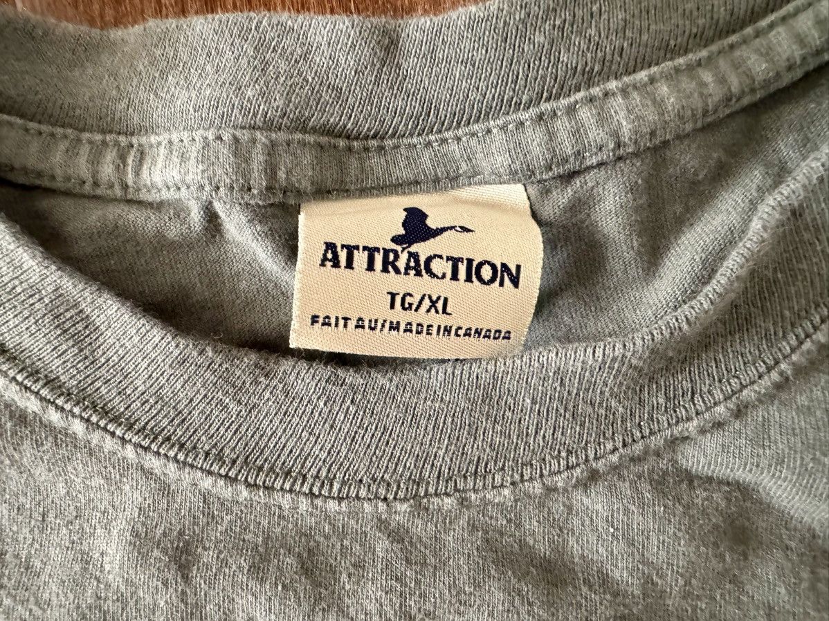 ATTRACTIONS × Vintage Attraction Tag Quebec Canada Vintage Olive Green T-Shirt Size US XL / EU 56 / 4 - 4 Thumbnail