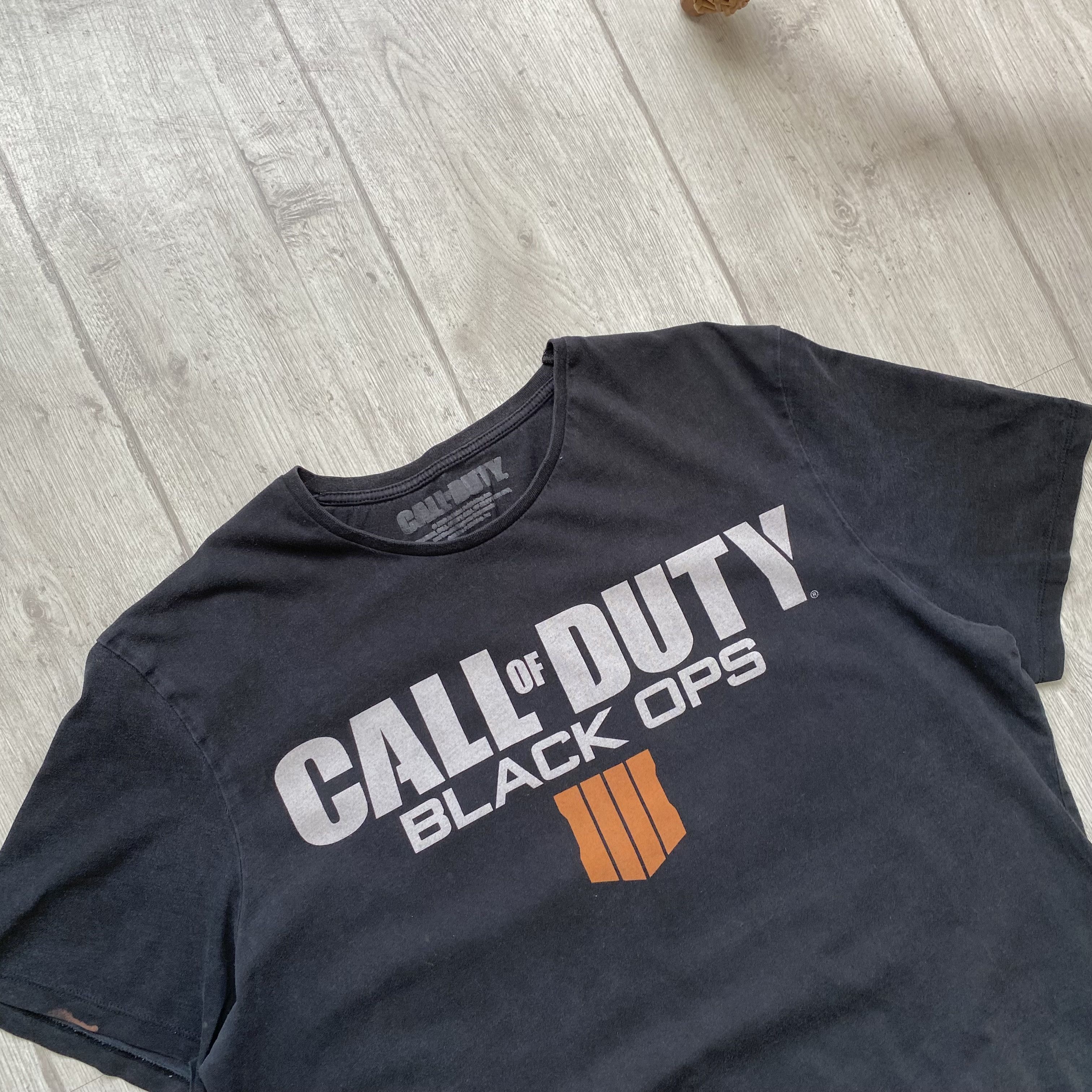 Playstation 🎮 Vintage 00s Faded Call of Duty BLACK OPS Tee Size US M / EU 48-50 / 2 - 2 Thumbnail