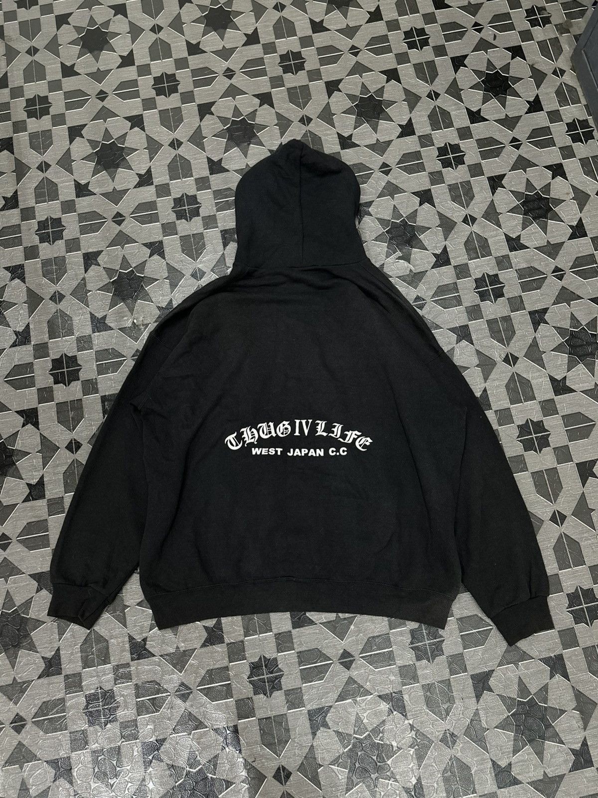 Japanese Brand Vintage 1990 Thug Life West Japan (Chrome Hearts) Hoodie Size US XXL / EU 58 / 5 - 7 Thumbnail