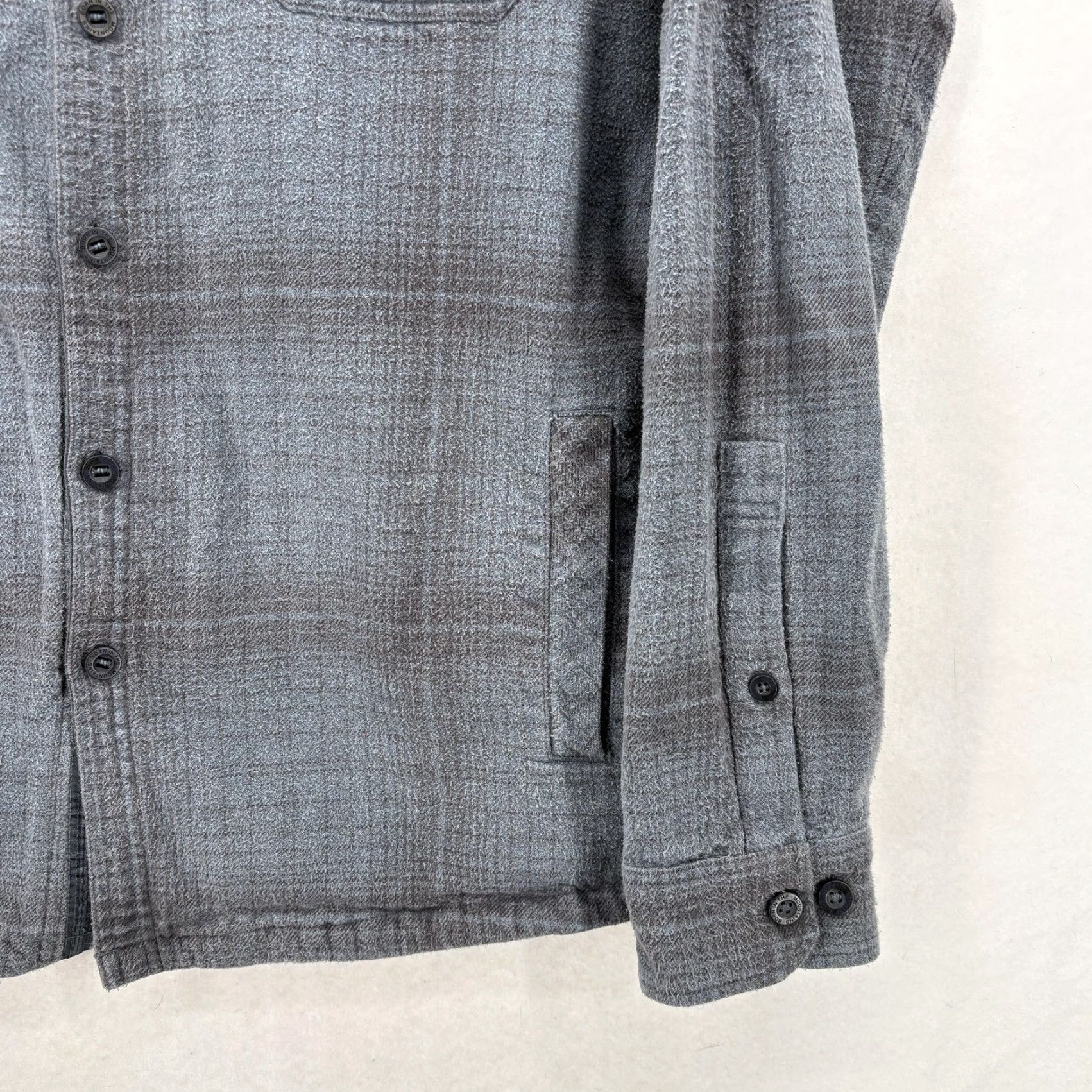 Vintage Kuhl Deviatr Shirt Jacket Mens XL Gray Plaid Flannel Shacket Button Up Outdoor Size US XL / EU 56 / 4 - 3 Thumbnail