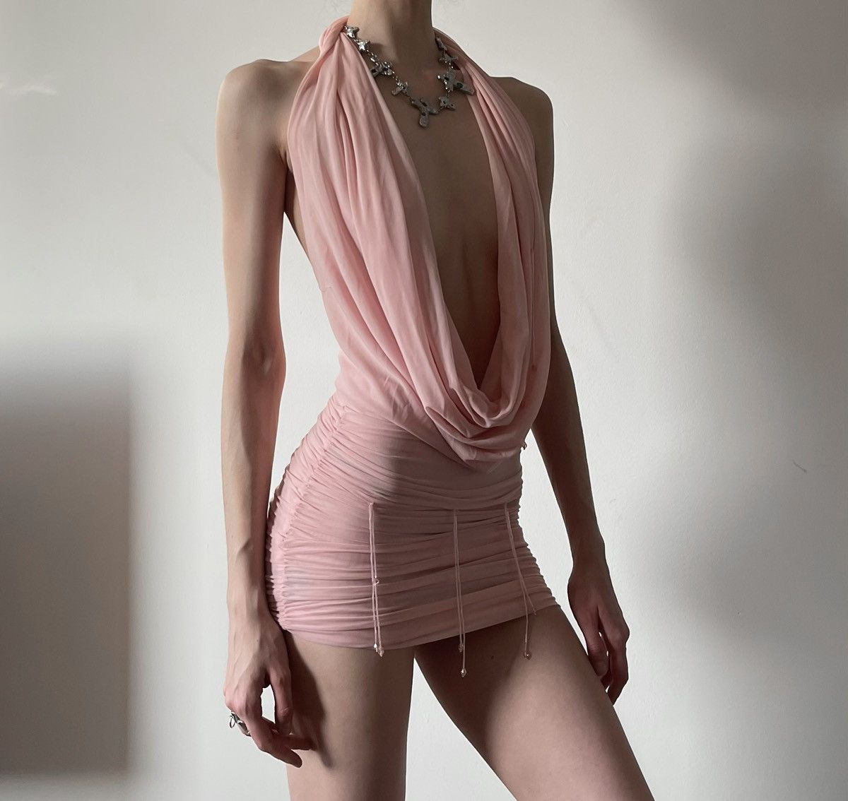 Other Pink mini dress open shoulders and back, hanging details Size XS / US 0-2 / IT 36-38 - 8 Thumbnail