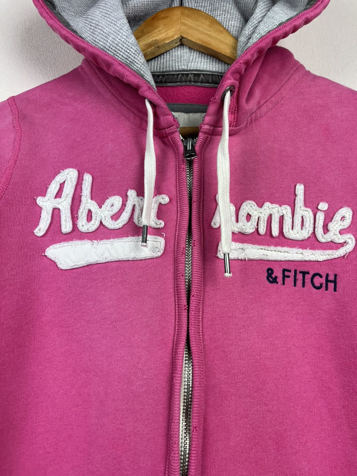 Abercrombie & Fitch Abercrombie & Fitch Y2K Muscle Women's Zip Up Hoodie Pink Size M / US 6-8 / IT 42-44 - 4 Thumbnail