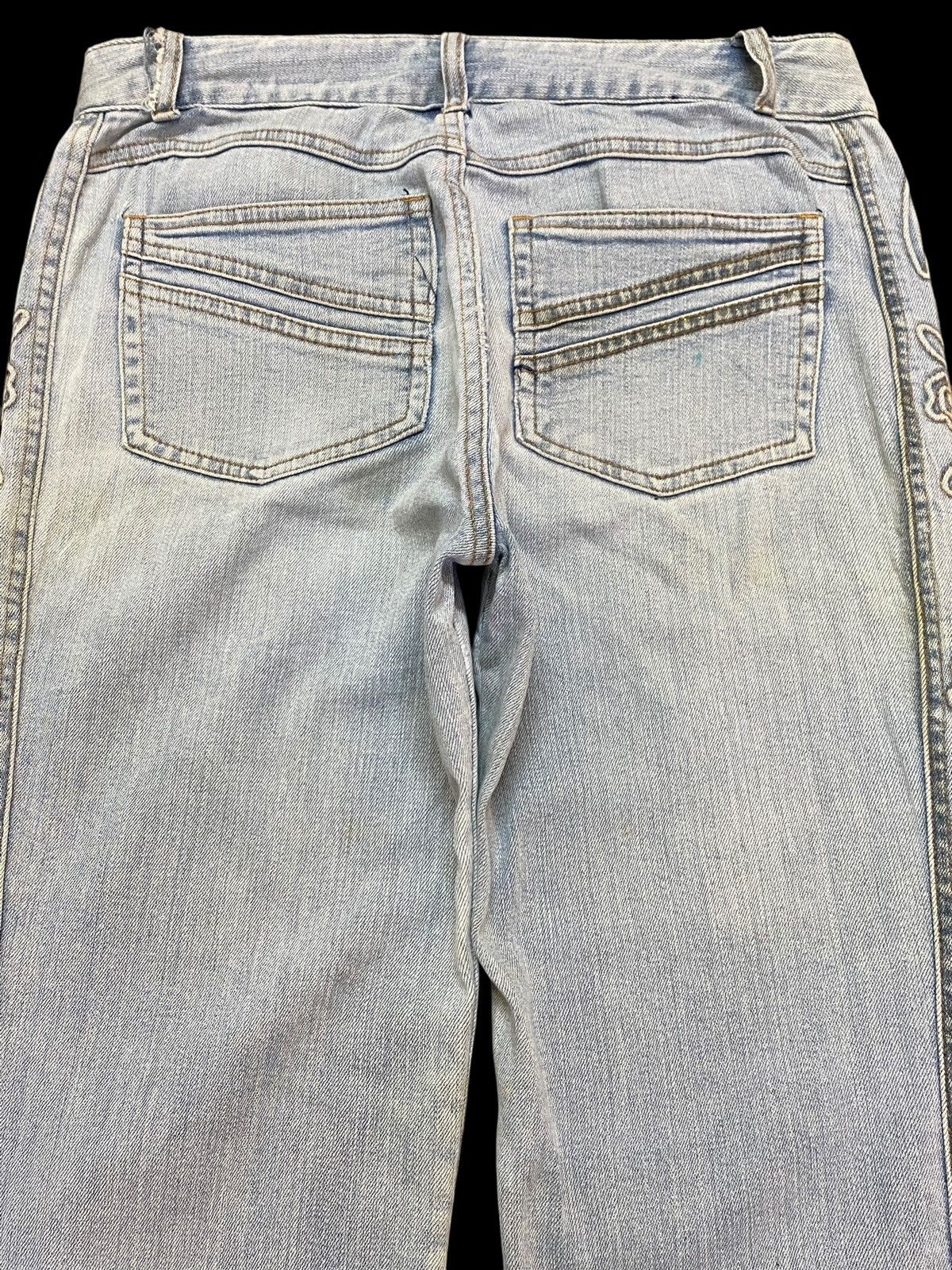 Japanese Brand Vintage Japanese Brands Faded Wash Flare Soft Jeans Size US 29 - 5 Thumbnail