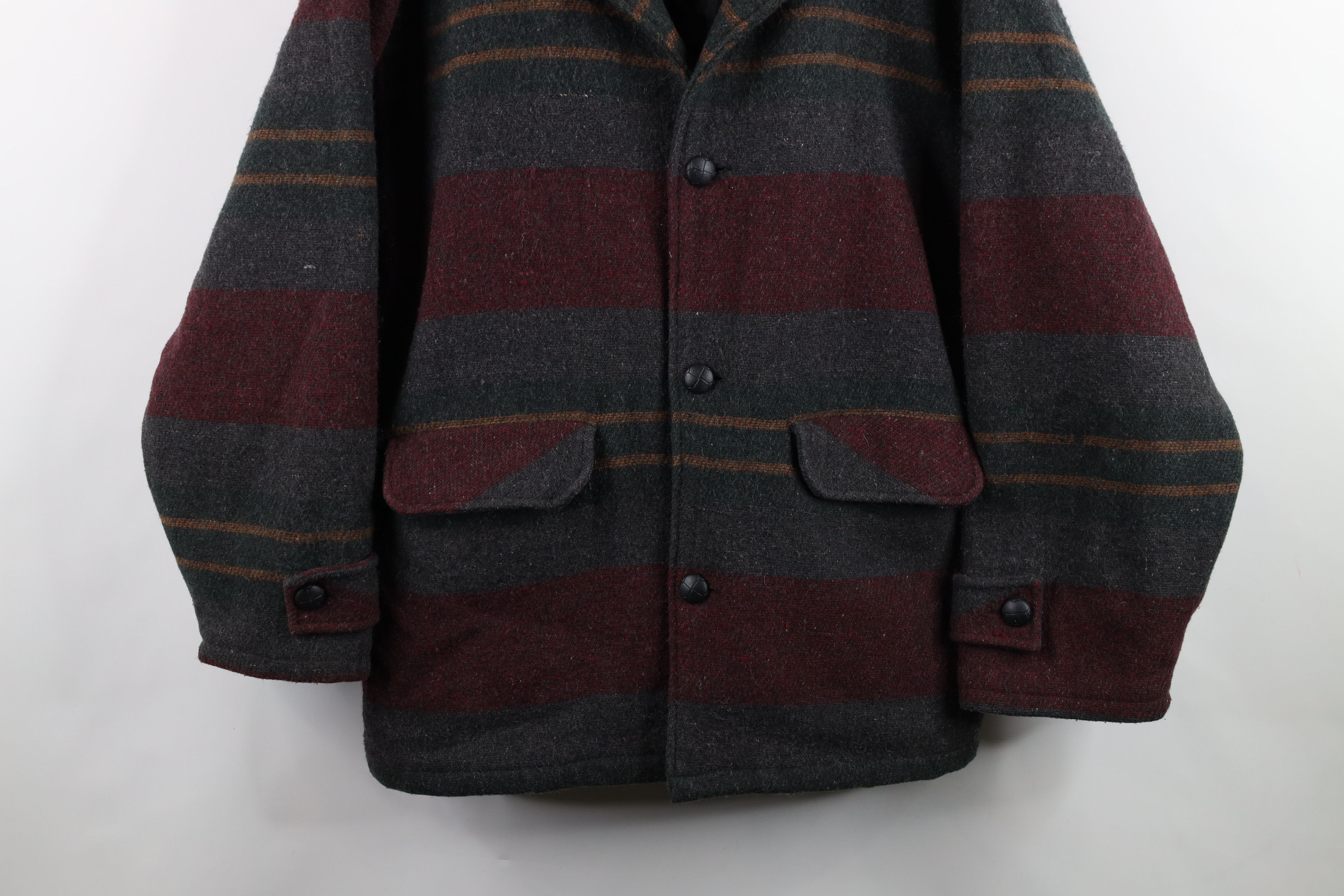 Vintage Vintage 90s Streetwear Blanket Striped Button Jacket Coat Size US L / EU 52-54 / 3 - 3 Thumbnail