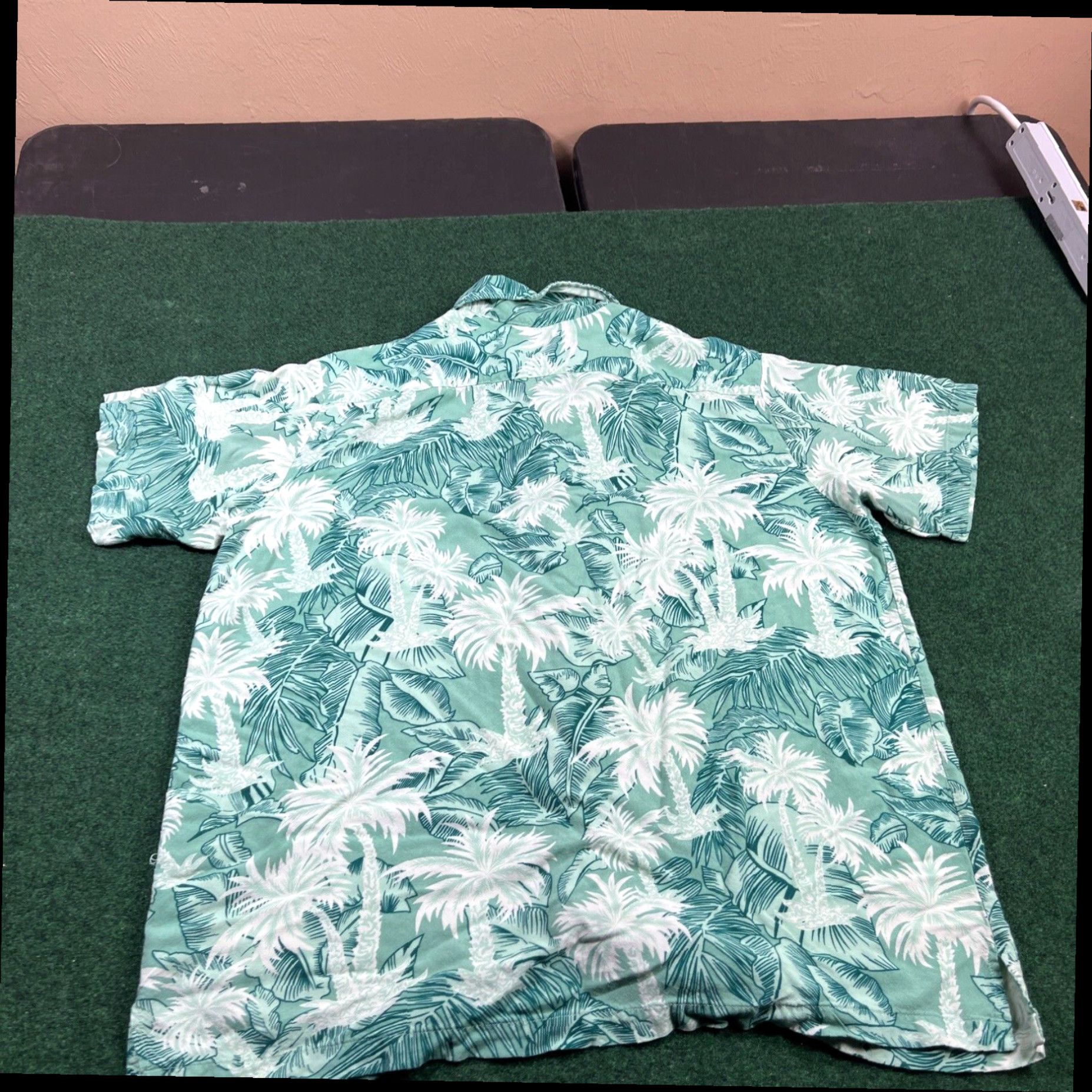 Vintage Bermuda Bay Vintage 80s 90s Hawaiian Rayon Shirt Green Mens Sz XL Fast Shipping Size US XL / EU 56 / 4 - 7 Thumbnail