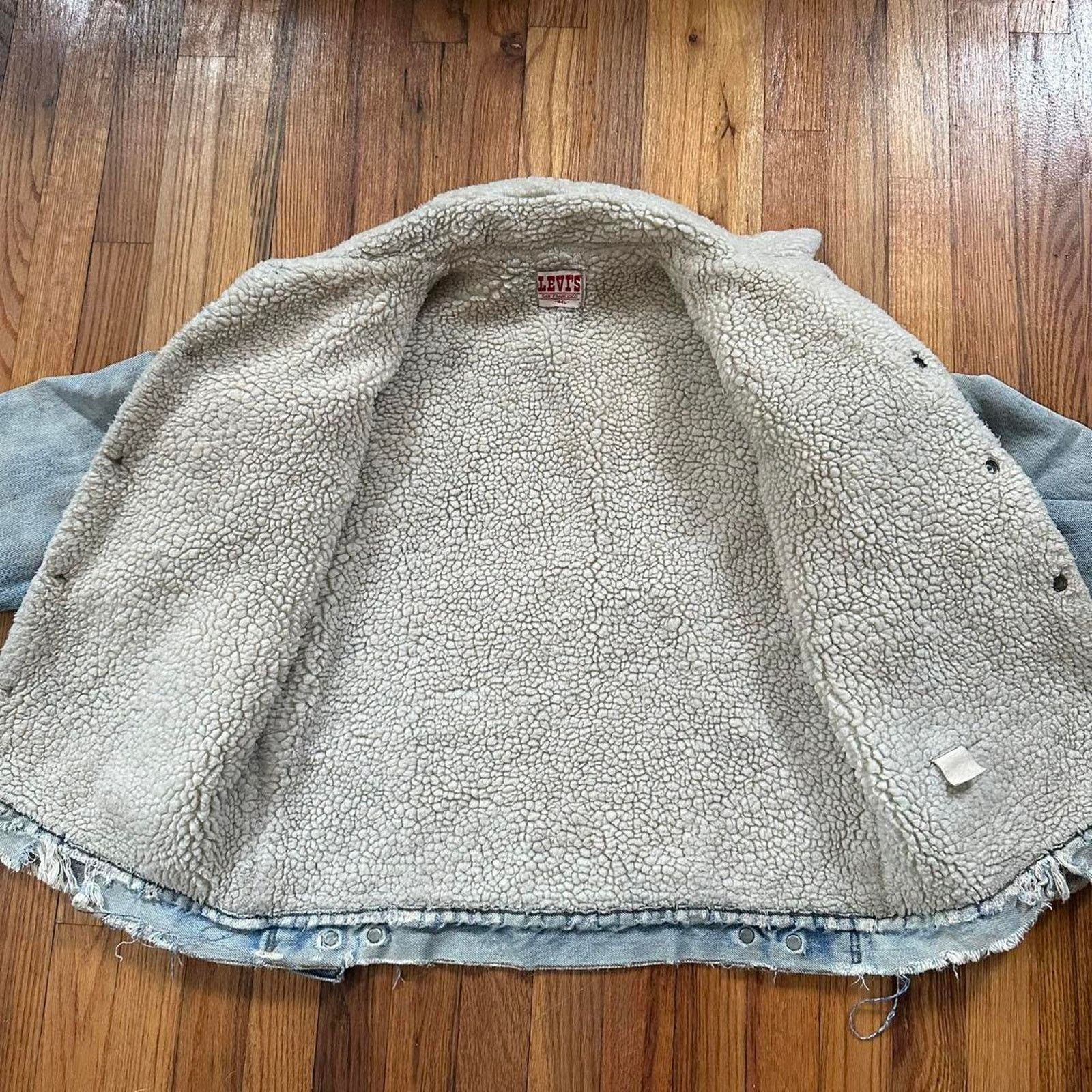 Levi's × Vintage Levis Distressed Sherpa Denim Button Up Jacket Grunge L Size US L / EU 52-54 / 3 - 3 Thumbnail