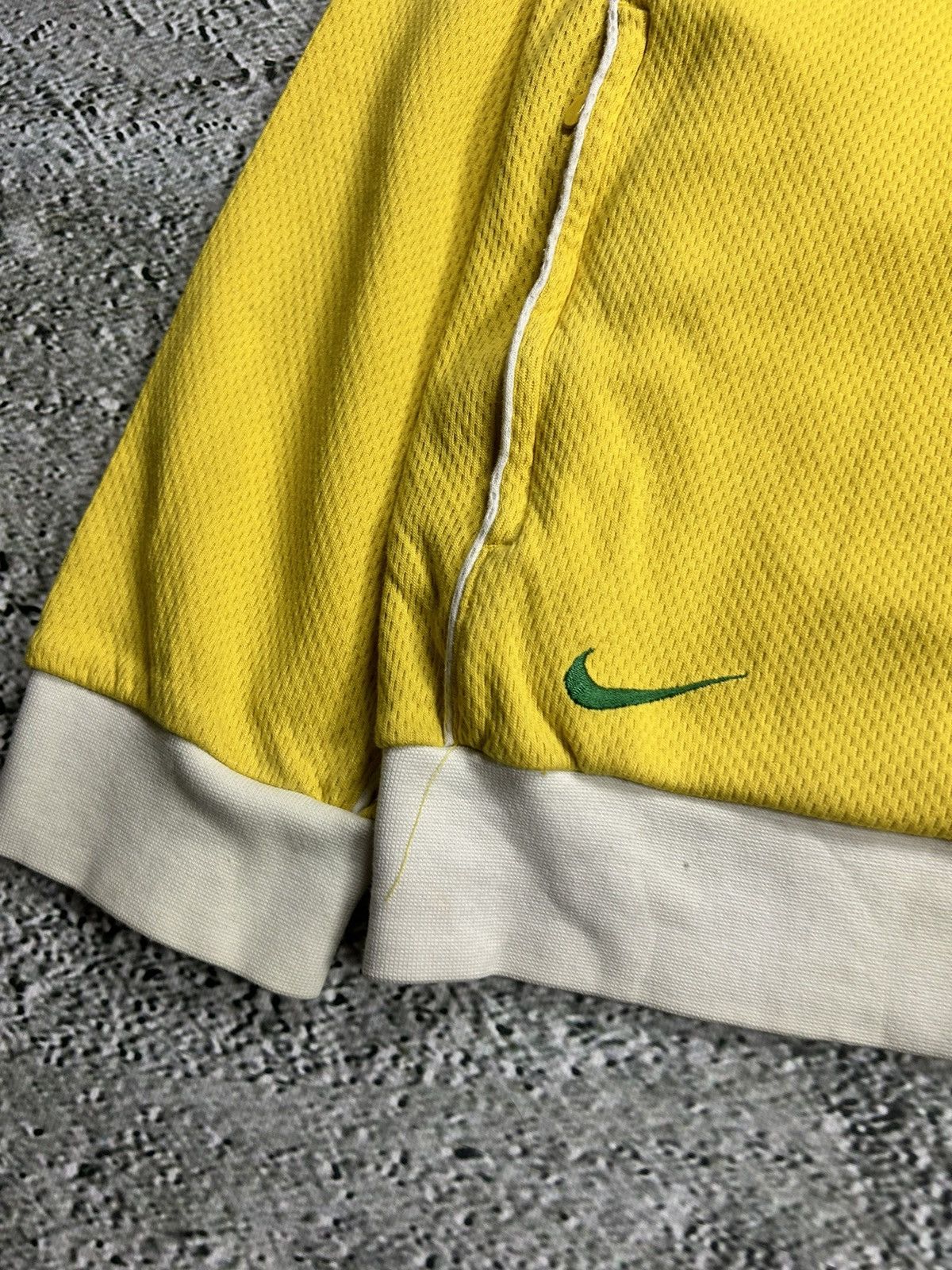 Nike Nike Brazil track jacket 10 Ronaldinho vintage yellow Size US XL / EU 56 / 4 - 4 Thumbnail