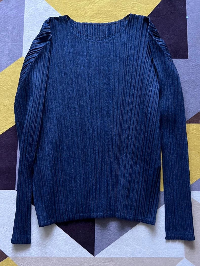 Issey Miyake issey miyake size：4 Dark blue long sleeves 2506-Nextarrow Size XXS / US 00 / IT 34 - 2 Thumbnail