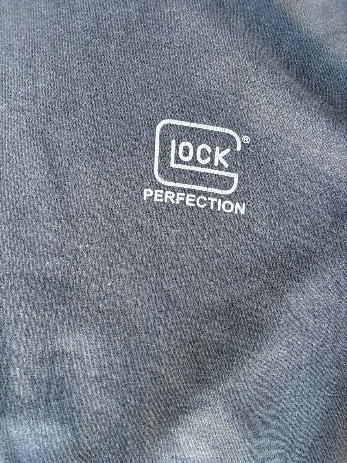 Vintage Vintage Y2K 2000s Glock Hoodie Size US XL / EU 56 / 4 - 5 Thumbnail