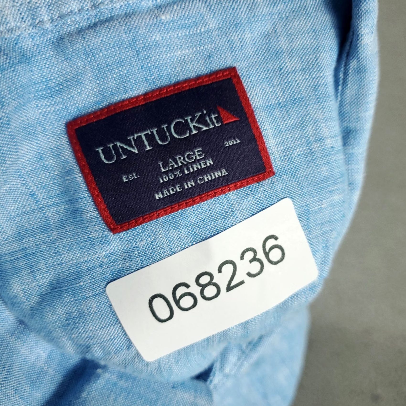 UNTUCKit UNTUCKit Shirt Mens L Blue Linen Button Up Long Sleeve Size US L / EU 52-54 / 3 - 7 Thumbnail
