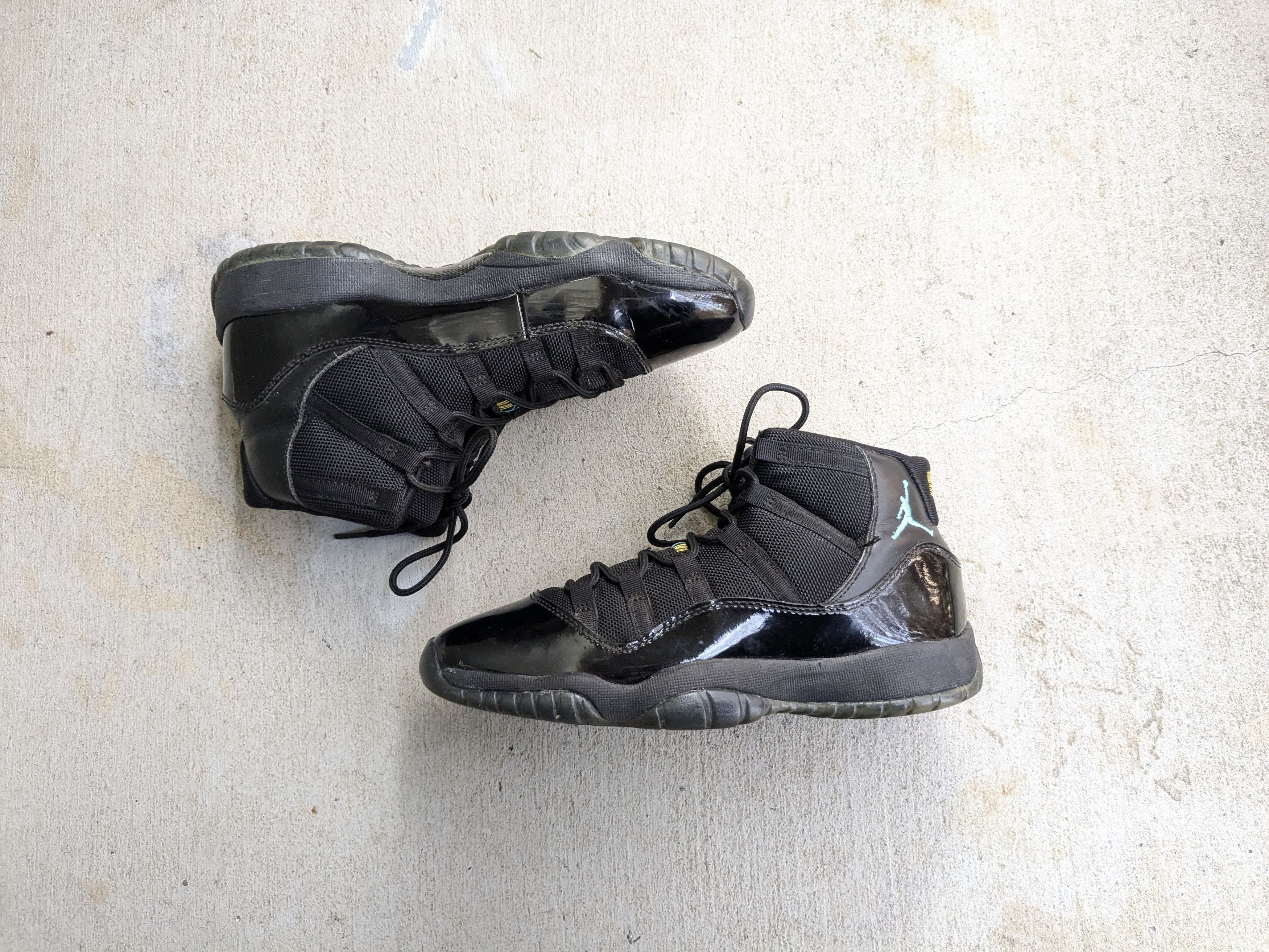Nike Air Jordan 11 Gamma Blue 378038-006 7Y