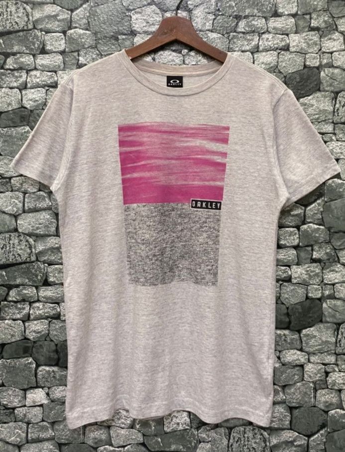 Oakley Vintage Oakley Sportwear Tshirt Size US M / EU 48-50 / 2 - 1 Thumbnail