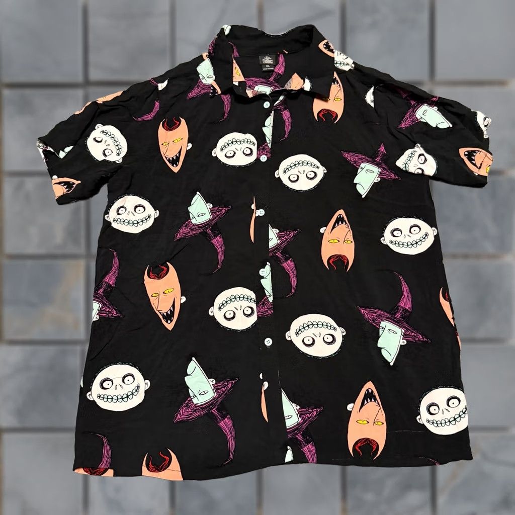 Disney Disney Nightmare Before Christmas Shirt Womens XL Black Button Up Print All Over Button-Up - Women XL Black Nightmare Before Christmas Shirt Size XL / US 12-14 / IT 48-50 - 1 Thumbnail