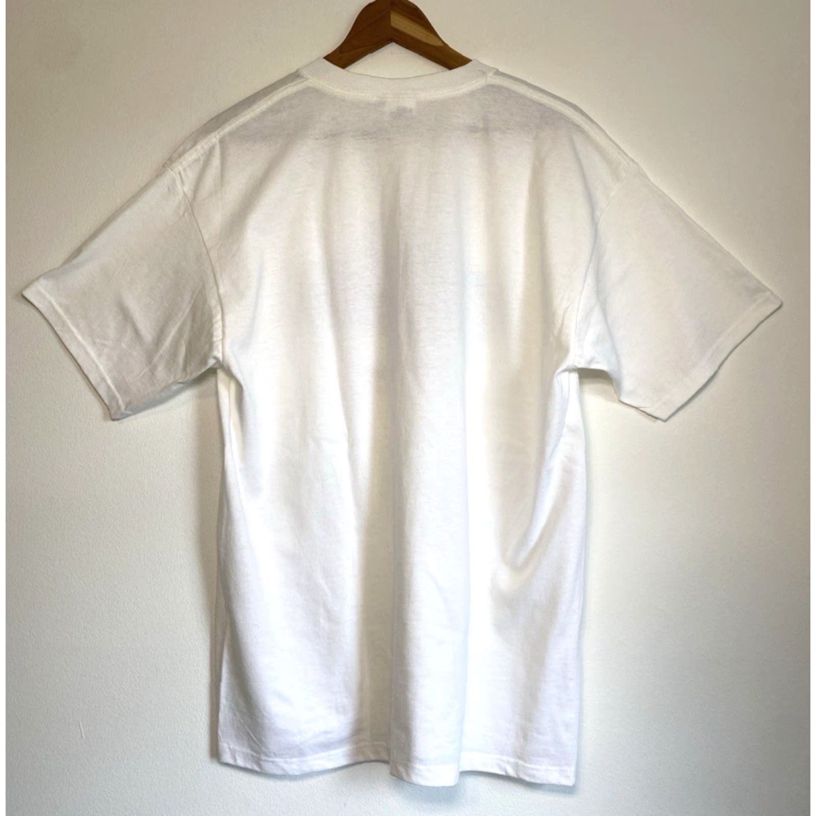 Anvil VINTAGE The Pickup/An American Tradition T-Shirt Anvil Unisex Adults Size L White Cotton 100% Graphic Print Cars Flag USA 90s Mens/Womens Size US L / EU 52-54 / 3 - 4 Thumbnail