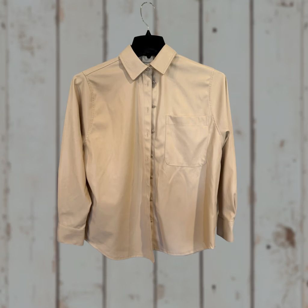Vintage A New Day Cream Faux Leather Pleather Button-Down Long Sleeve Shirt XS Women Ivory Regular Down 0? Size XS / US 0-2 / IT 36-38 - 1 Thumbnail