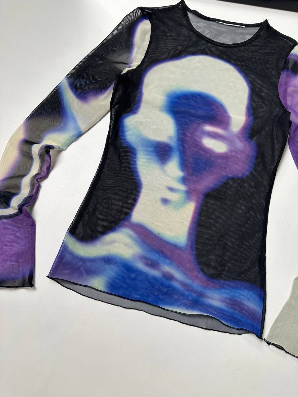 20471120 🔥Crazy Energy Mesh Top Rave Y2K Size M / US 6-8 / IT 42-44 - 2 Thumbnail