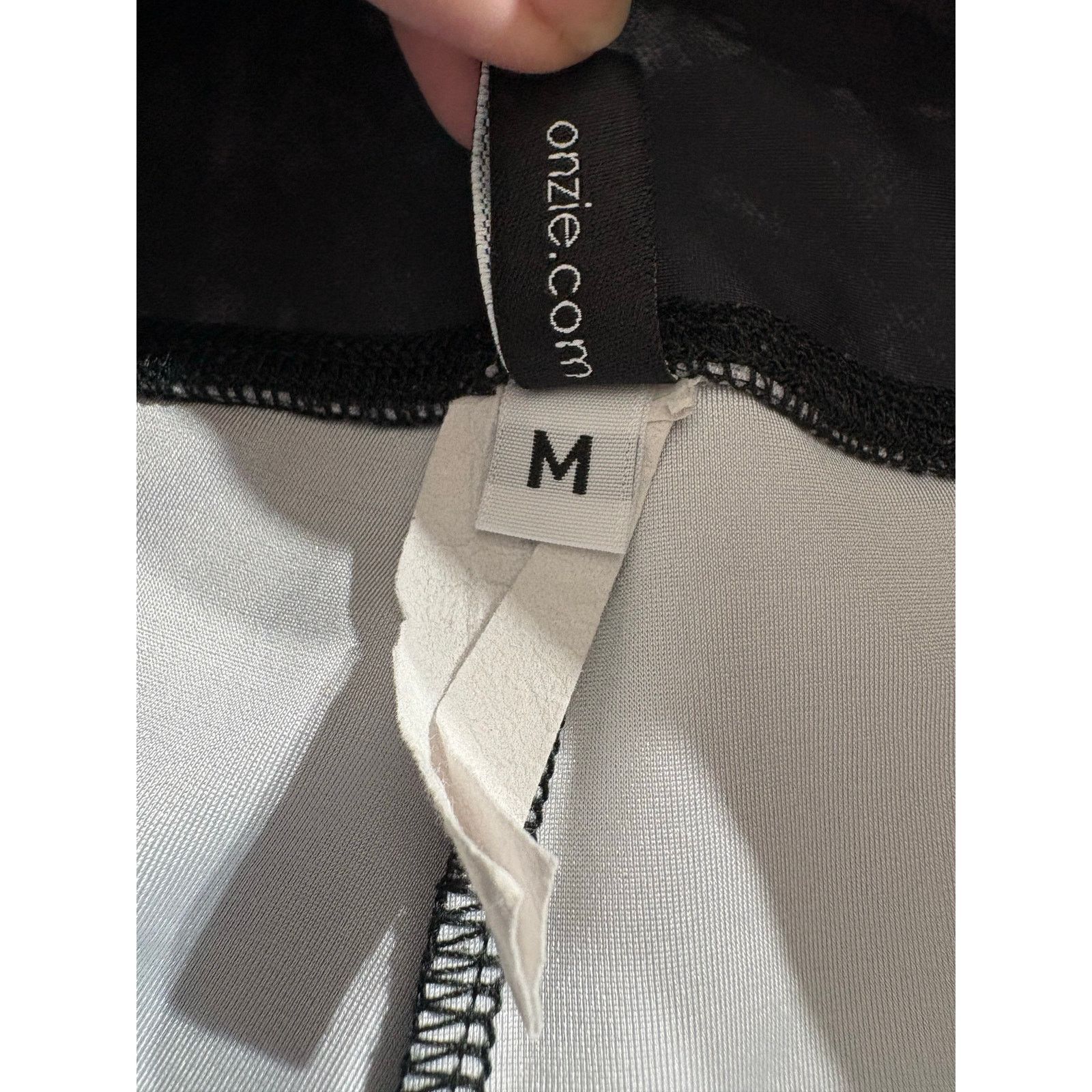 Other Onzie x Peloton | High Waist Leaf Print Leggings | Medium Size 22" - 5 Thumbnail