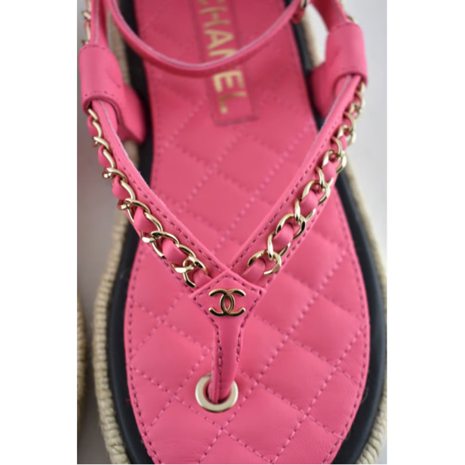 Chanel Chanel 21C Pink Lambskin Leather Chain Logo Mule Size US 7 / IT 37 - 7 Thumbnail