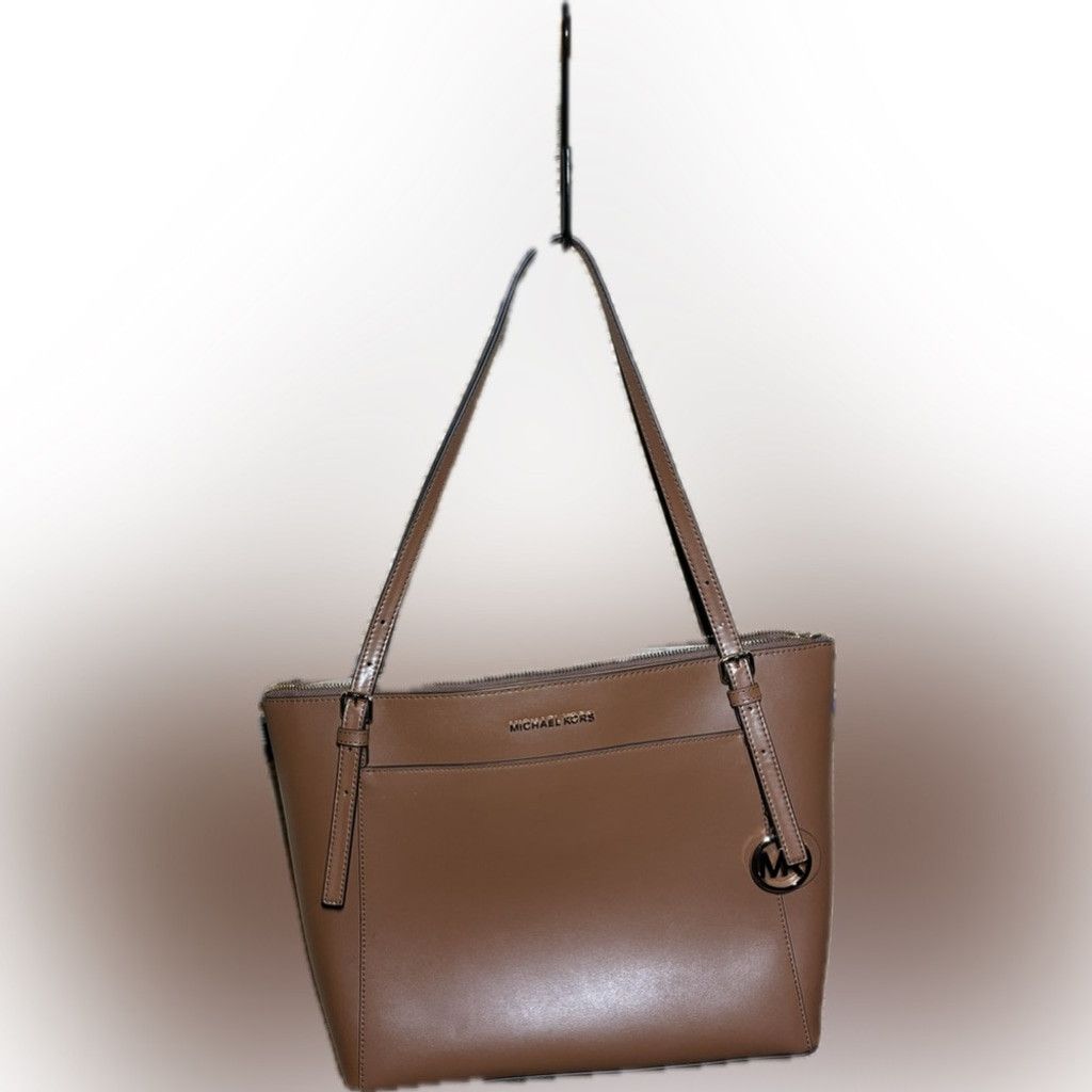 Michael Kors Michael Kors Voyager Large Saffiano Leather Tote Size ONE SIZE - 1 Thumbnail