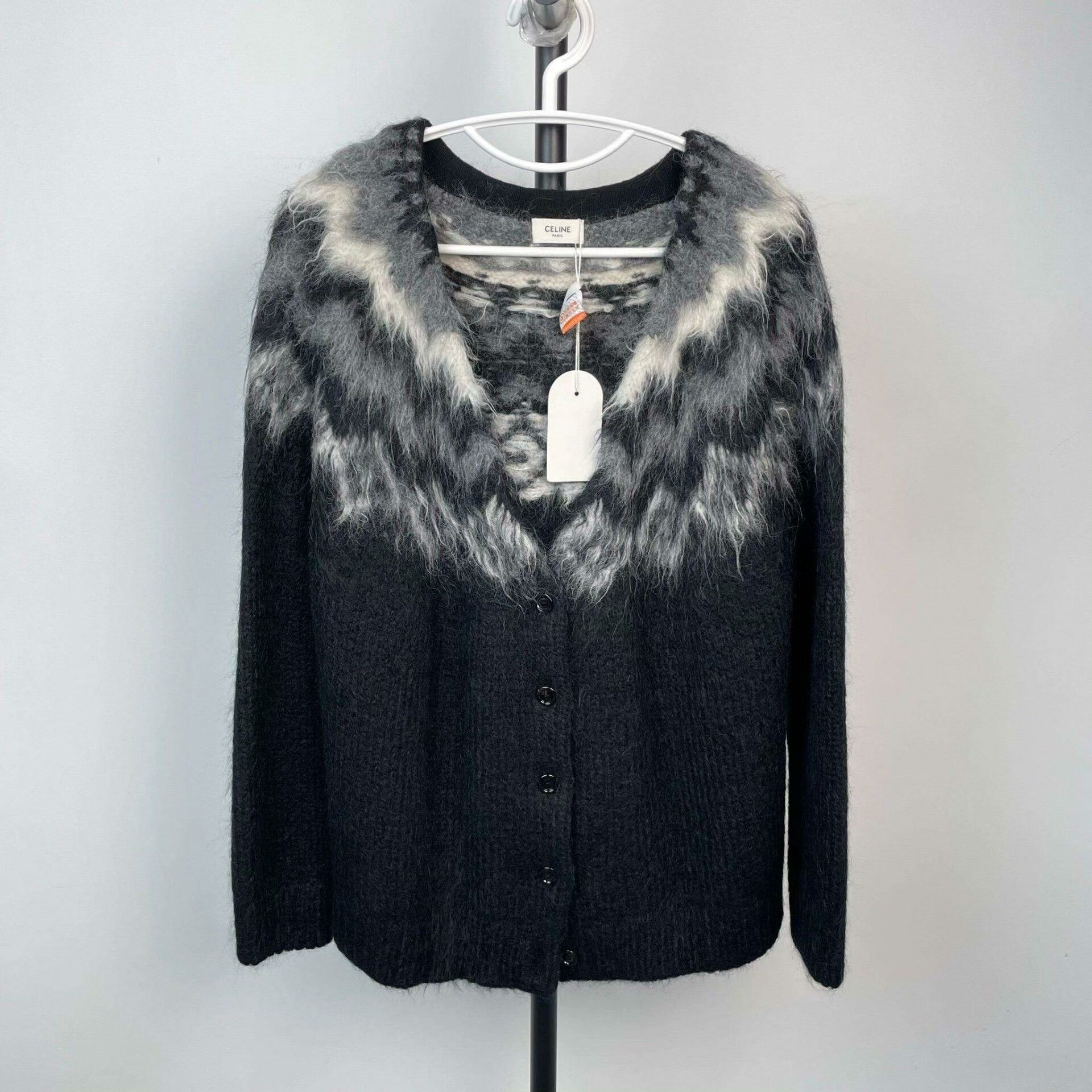 Celine Celine Knit Wool Black Sweater M Women Size M / US 6-8 / IT 42-44 - 1 Thumbnail