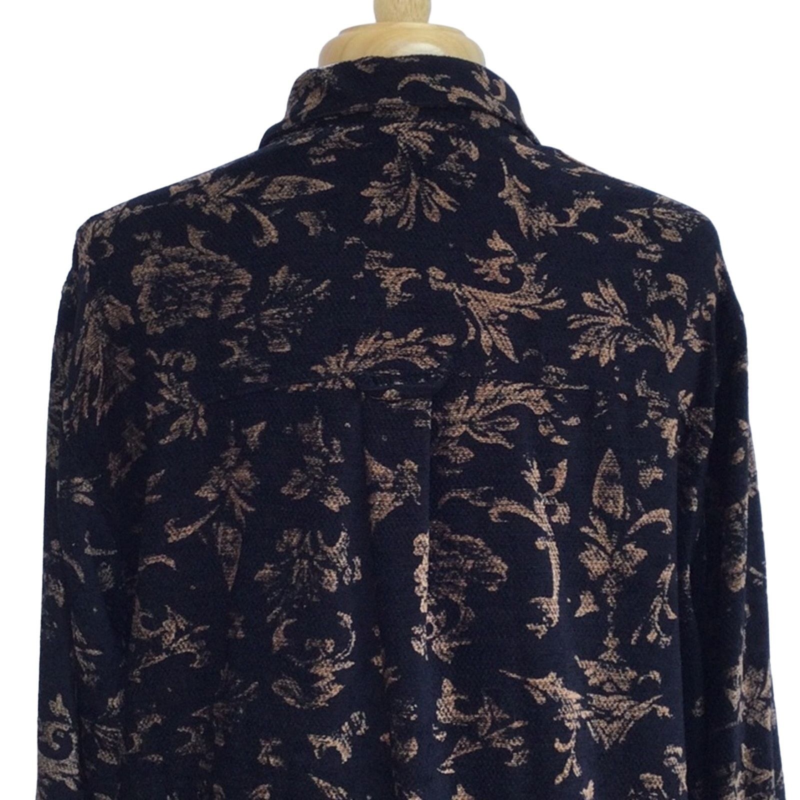 Chicos Chico's Design Black & Gold Vintage Shirt Size 3/XL/16 Size XL / US 12-14 / IT 48-50 - 8 Thumbnail