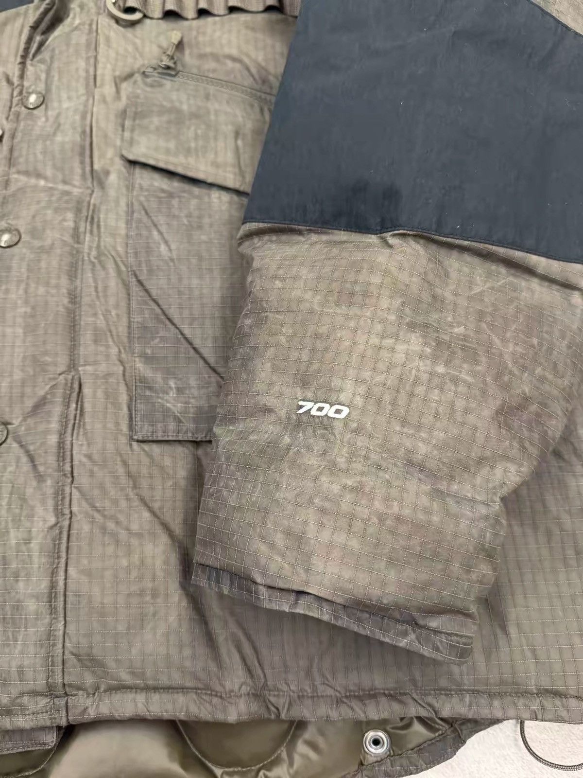 The North Face Urban Exploration ADJUSTABLE HEAVY WEIGHT DOWN JACKET Size US M / EU 48-50 / 2 - 8 Thumbnail