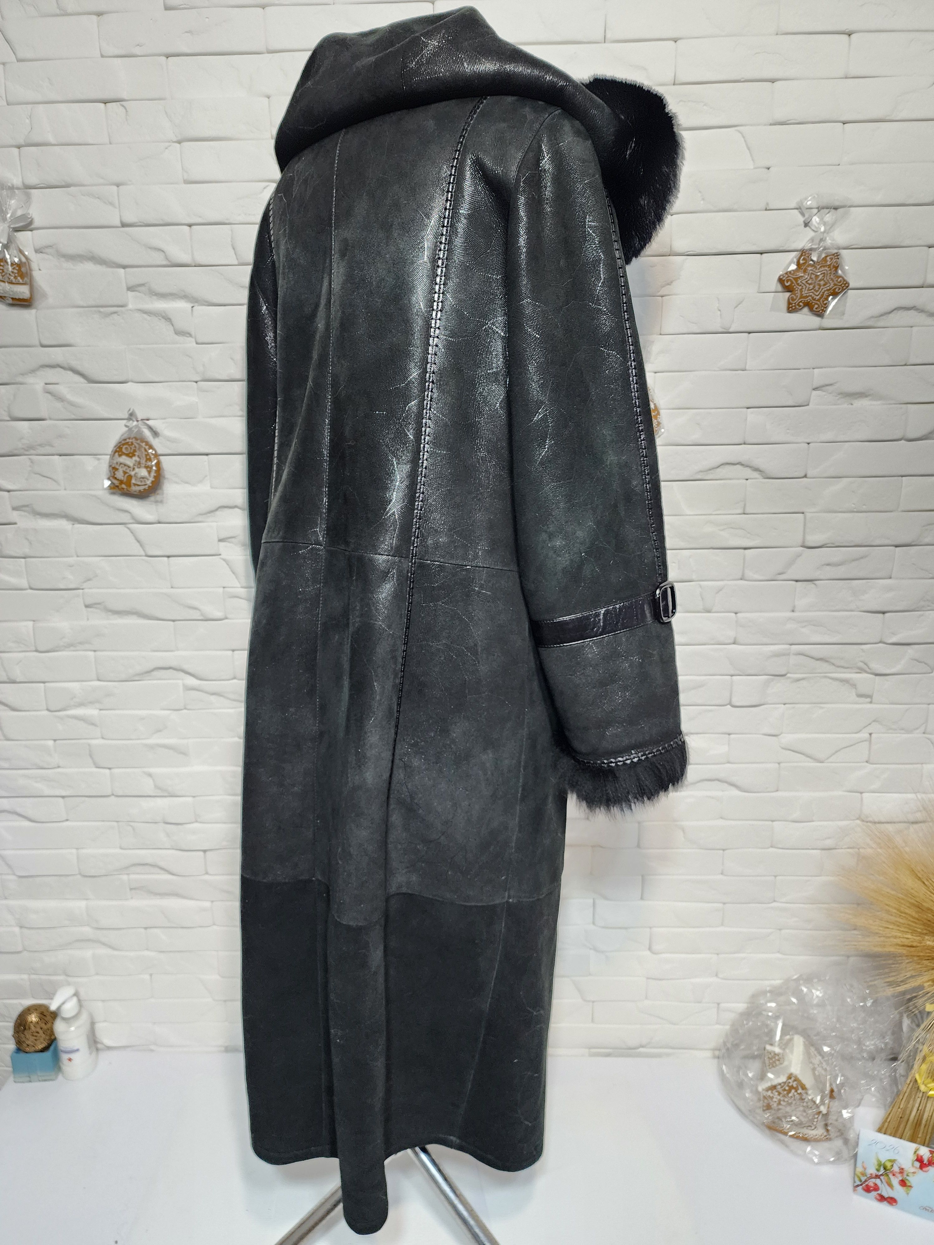 Furla Black Sheepskin Coat: Women's Genuine Fur Trim, Warm Hood Size 3XL / US 20-22 - 5 Thumbnail