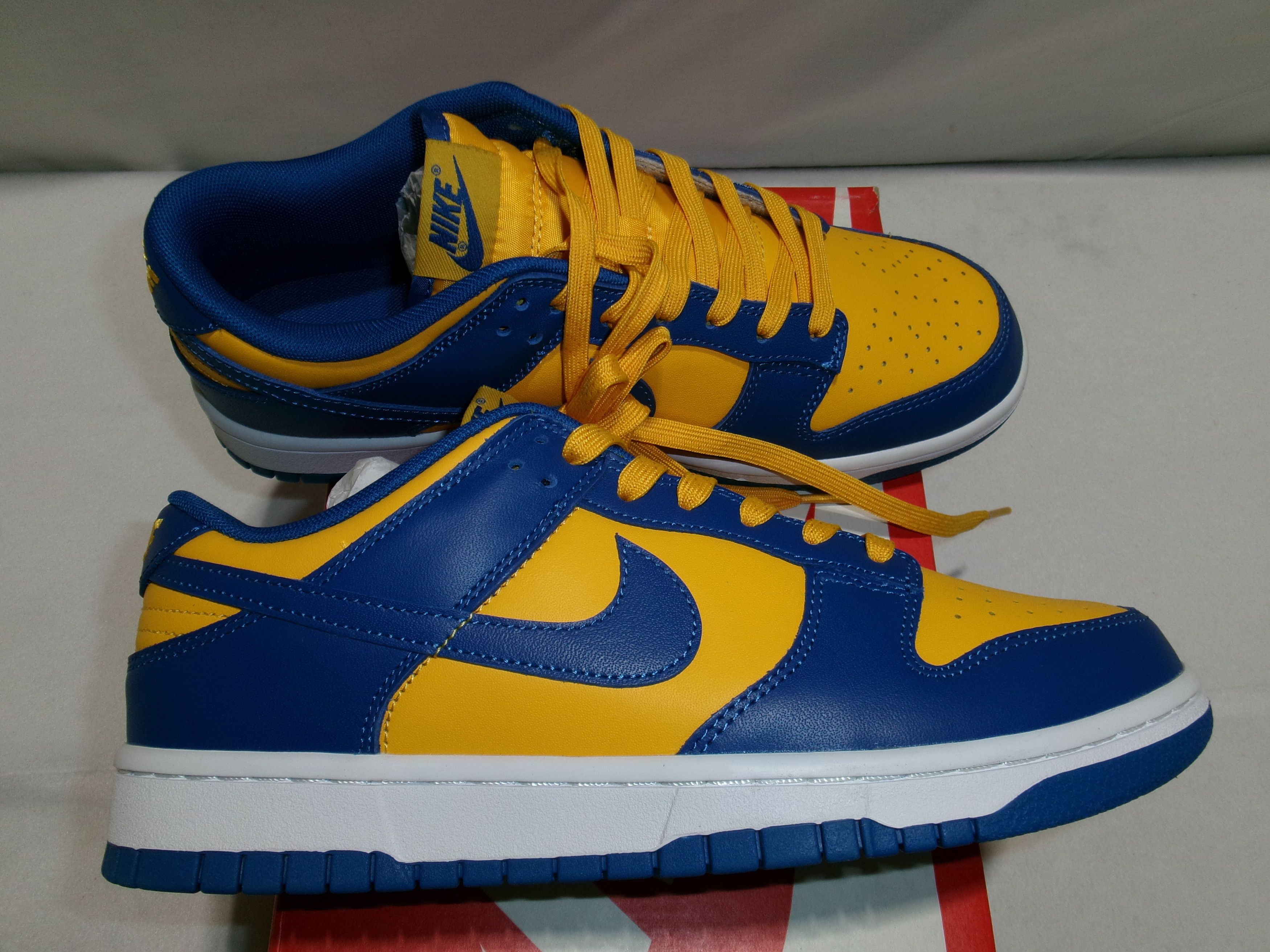 Nike Nike Dunk Low UCLA - DD1391-402 Blue/Gold Size US 8.5 / EU 41-42 - 1 Thumbnail