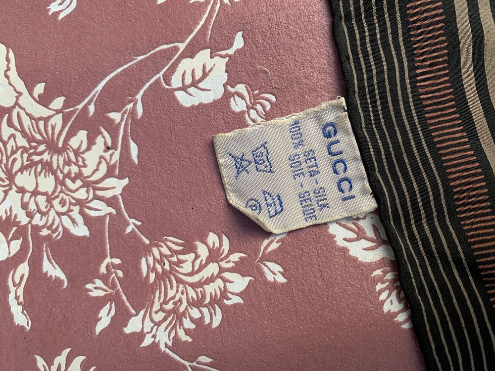 Gucci Vintage Gucci Silk Scarf Size ONE SIZE - 3 Thumbnail