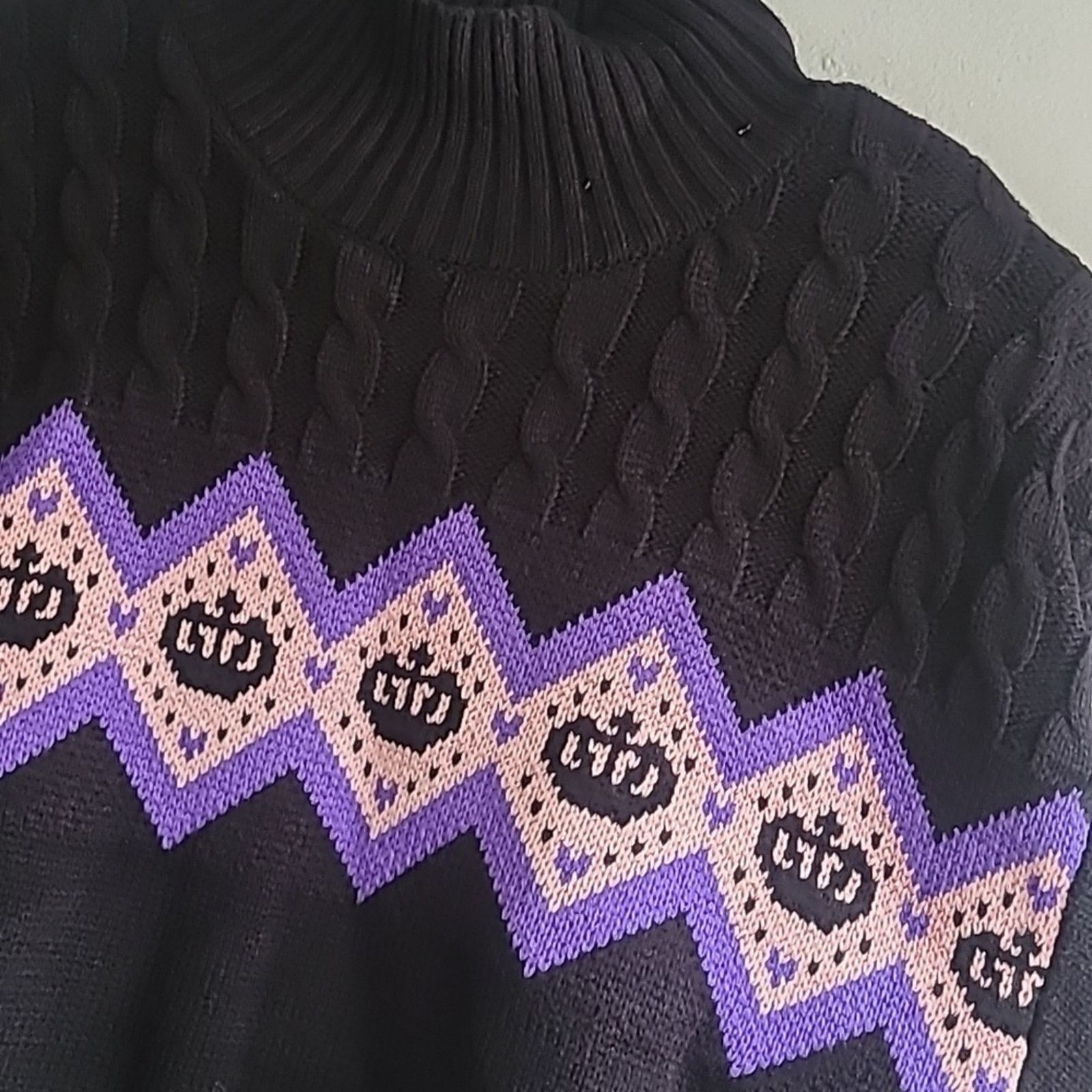 Juicy Couture NEW women's XL Juicy Couture black knit crown argyle sweater Size XL / US 12-14 / IT 48-50 - 2 Thumbnail