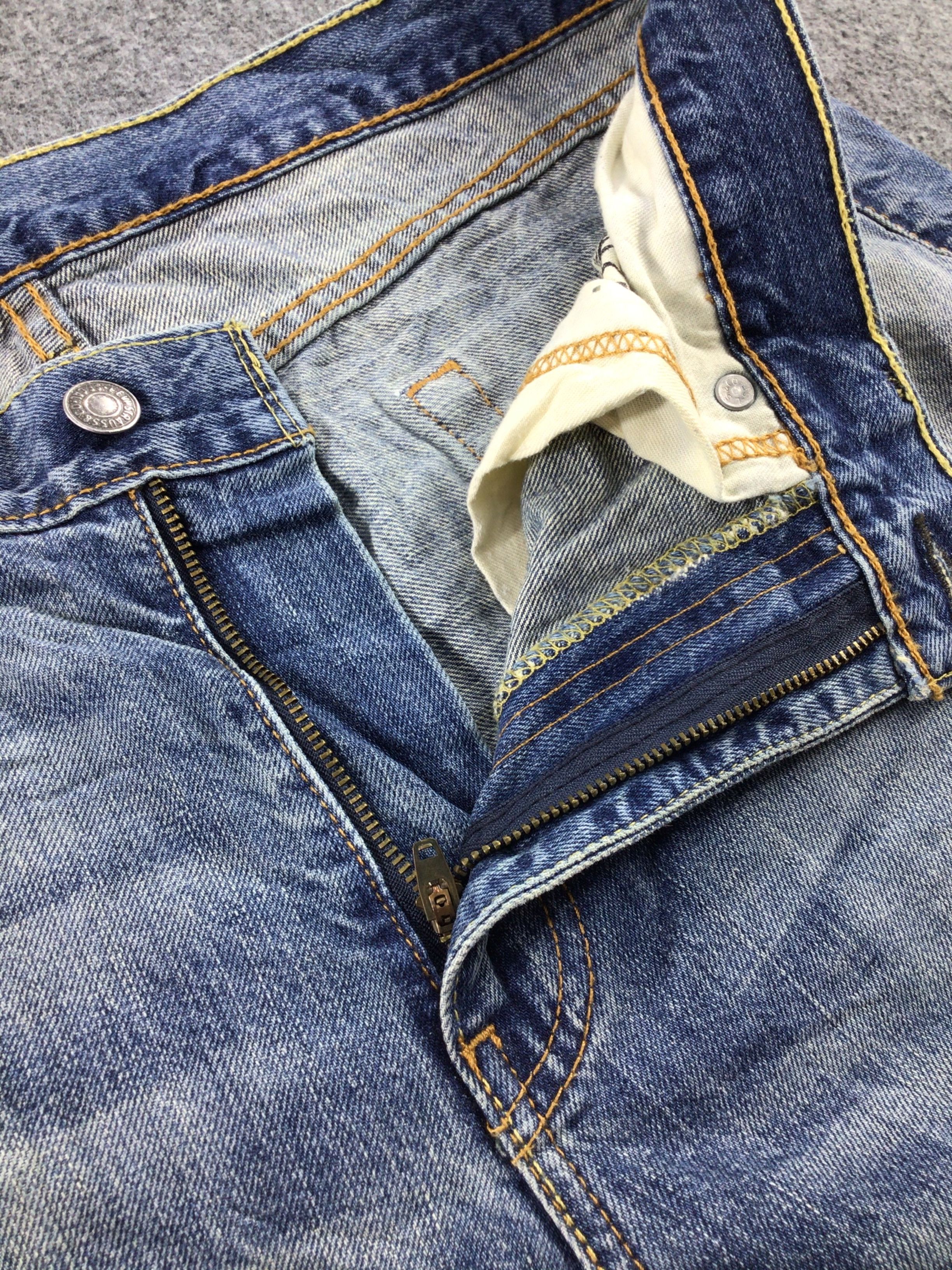 Levi's Vintage Levis 514 Jeans-JM518 Size US 35 - 8 Thumbnail