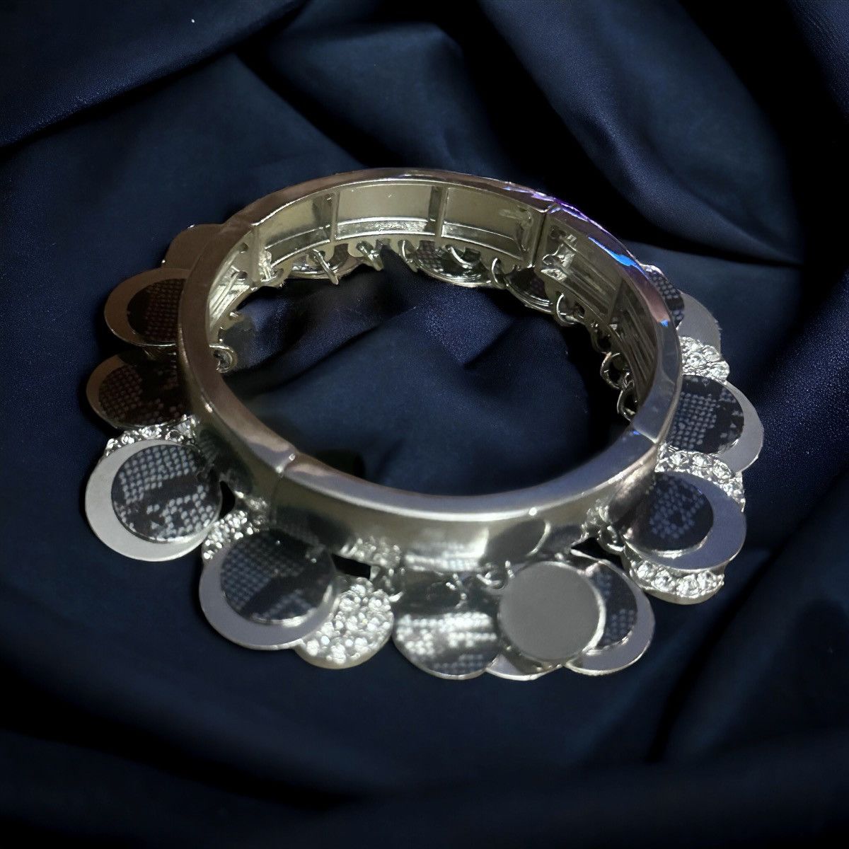 Other Dangle disc charms stretch bracelet Size ONE SIZE - 1 Thumbnail