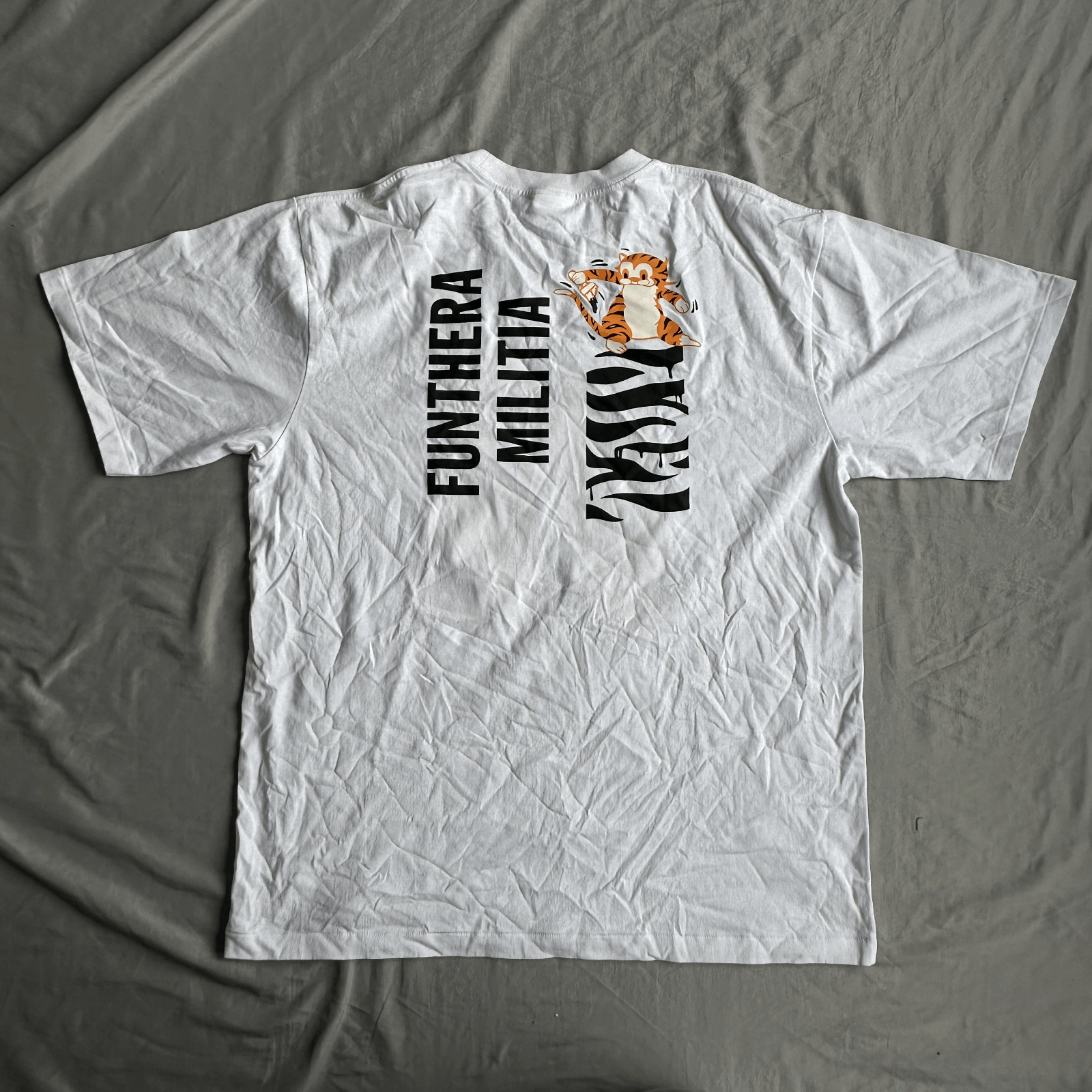 Bape BAPE White Shark Shirt With Front and Back Logo Size XL Size US XL / EU 56 / 4 - 2 Thumbnail