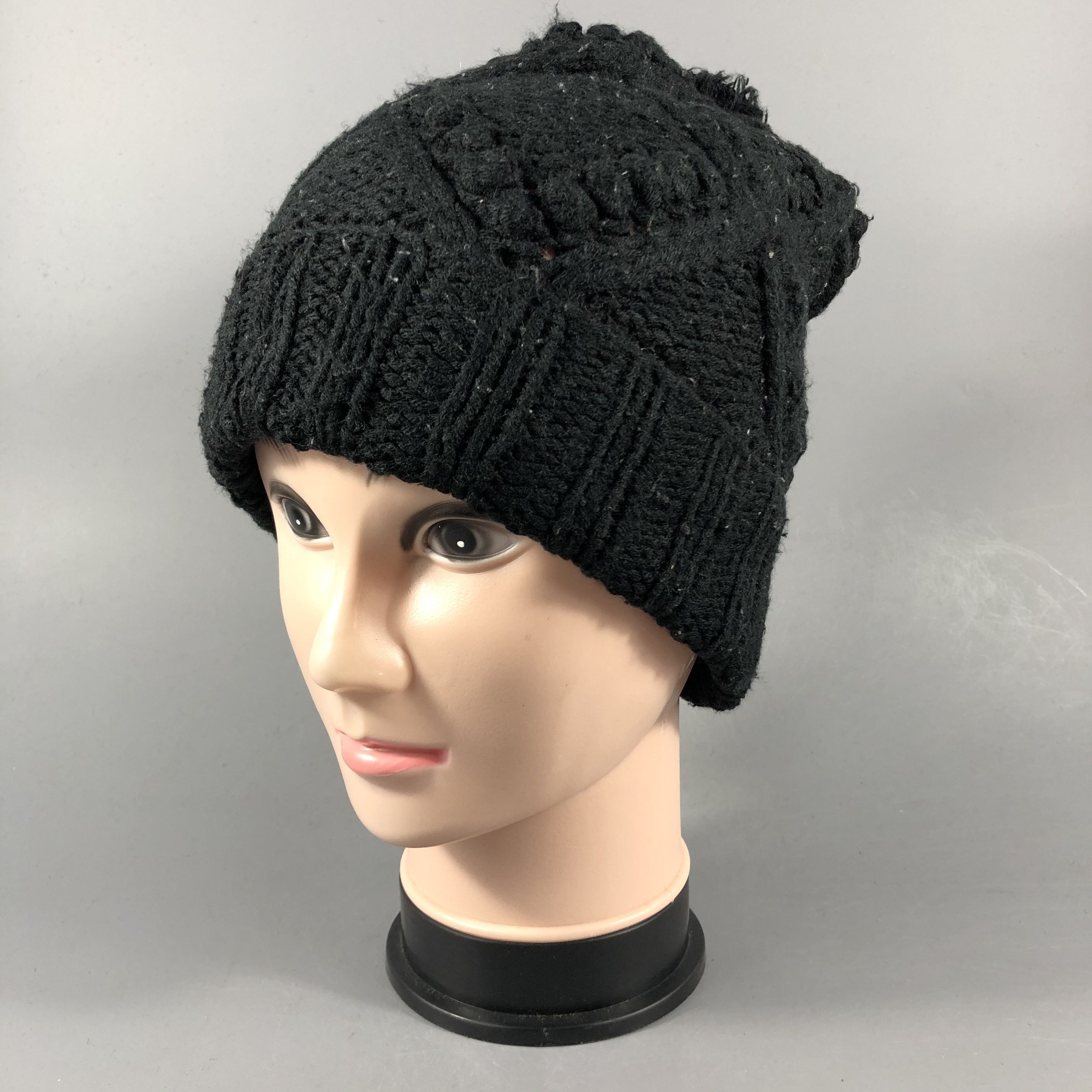 Japanese Brand Japanese Brand Black Cable Knit Beanie Crochet Hats Size ONE SIZE - 2 Thumbnail