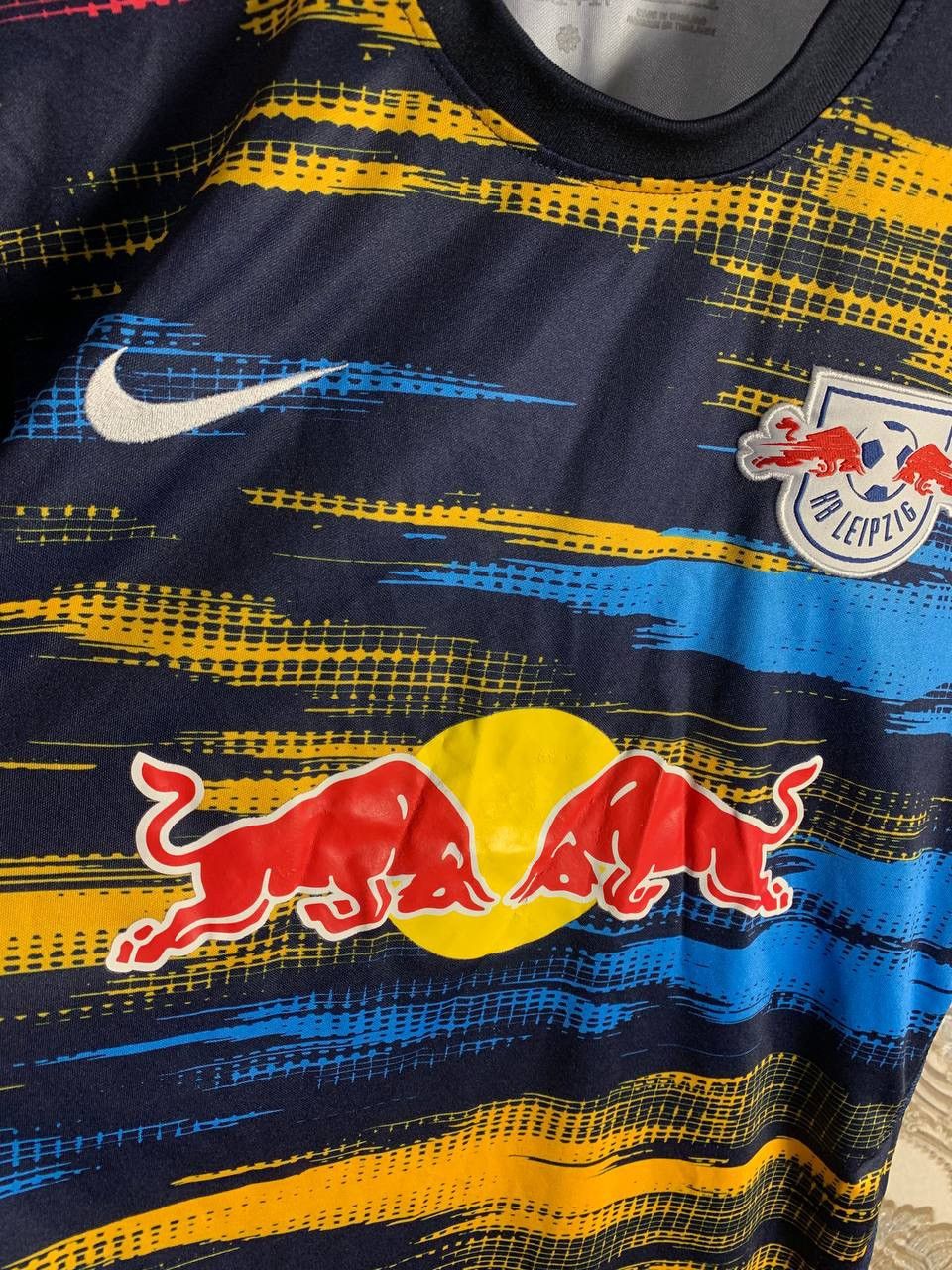 Vintage VERY RARE NIKE FC RB LEIPZIG GERMANY SOCCER JERSEY Y2K 90s Size US M / EU 48-50 / 2 - 3 Thumbnail